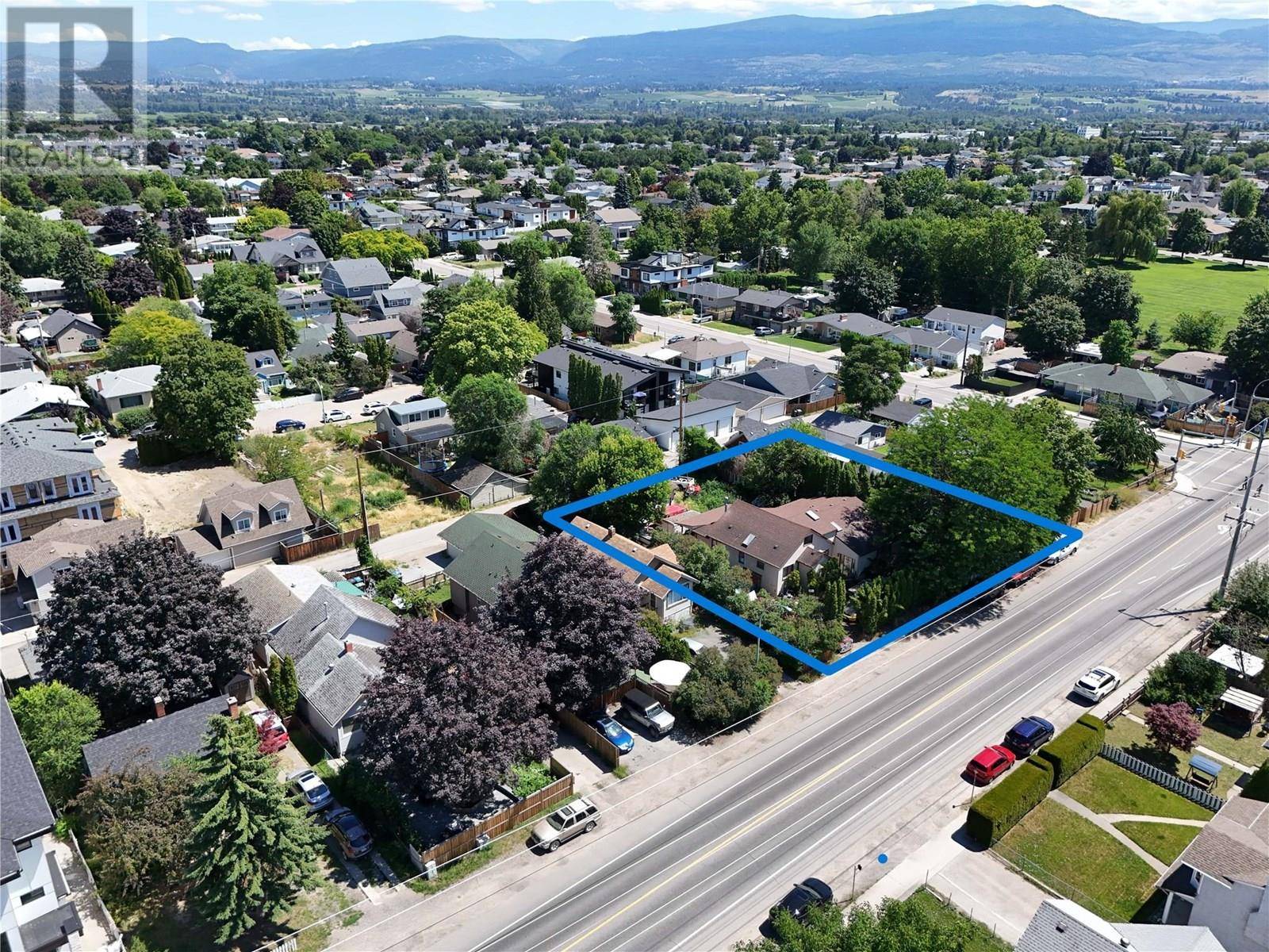 Kelowna, BC V1Y2N9,2277 Richter Street