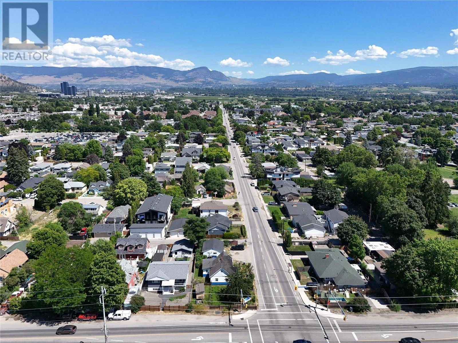 Kelowna, BC V1Y5K2,706 Rose Avenue