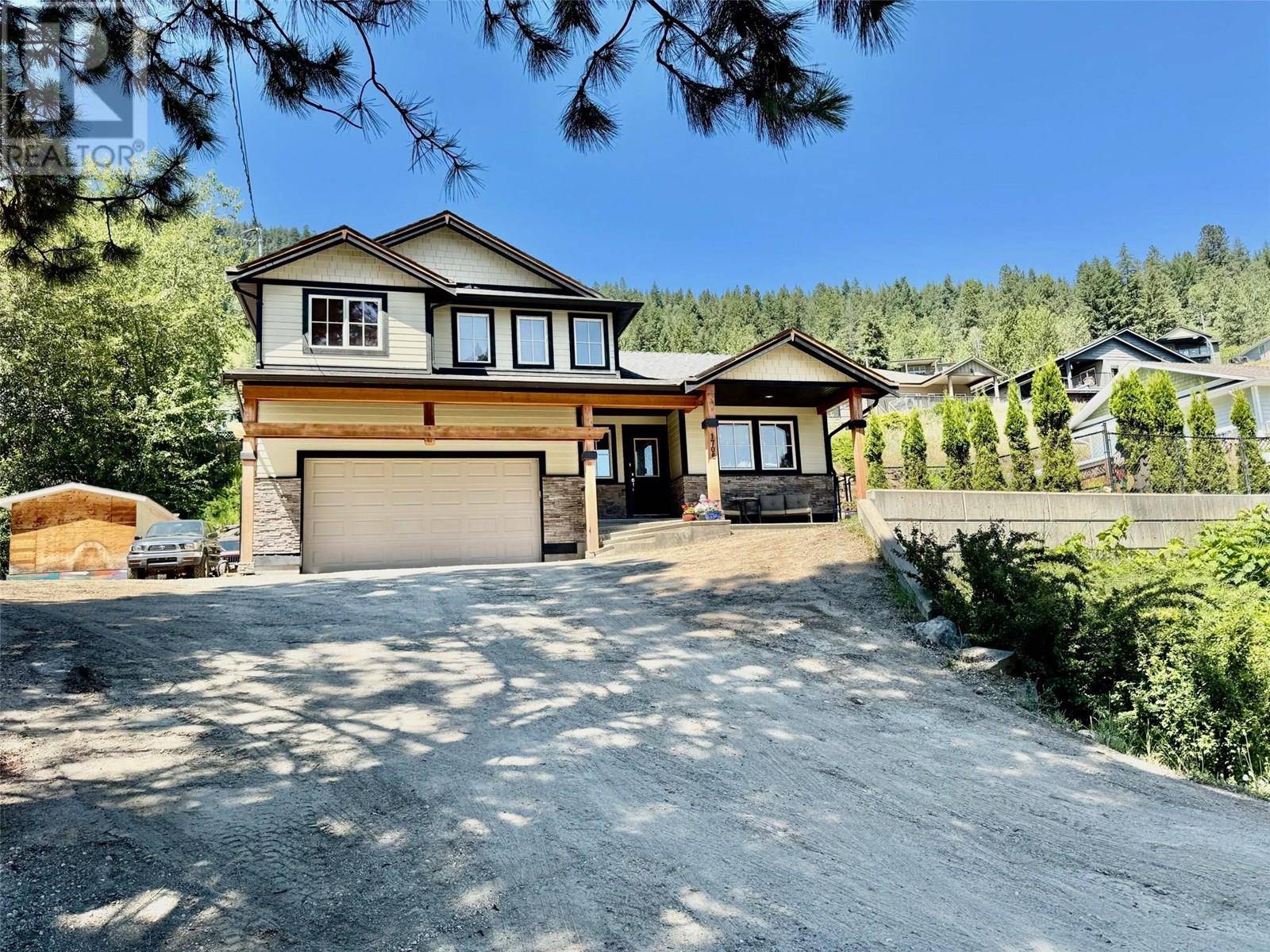 Lumby, BC V0E2G0,1706 Grandview Avenue