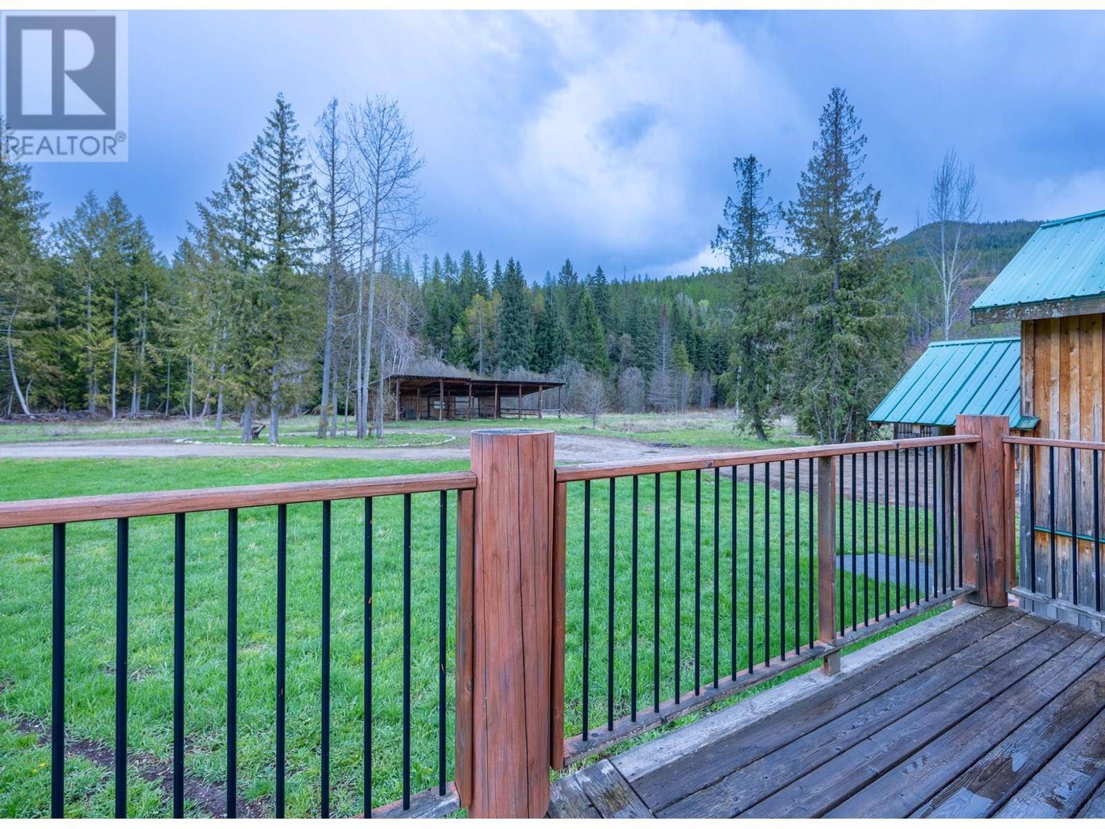 Creston, BC V0B1G1,1097 LAKEVIEW ARROW CREEK Road
