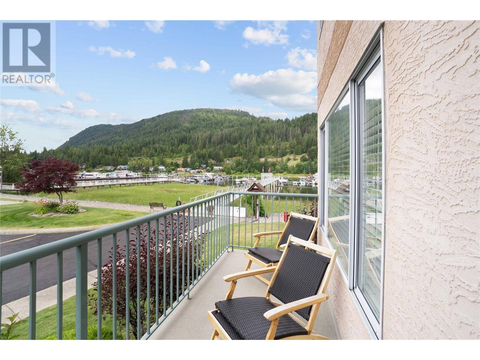 Sicamous, BC V0E2V1,1002 Riverside AVE #119