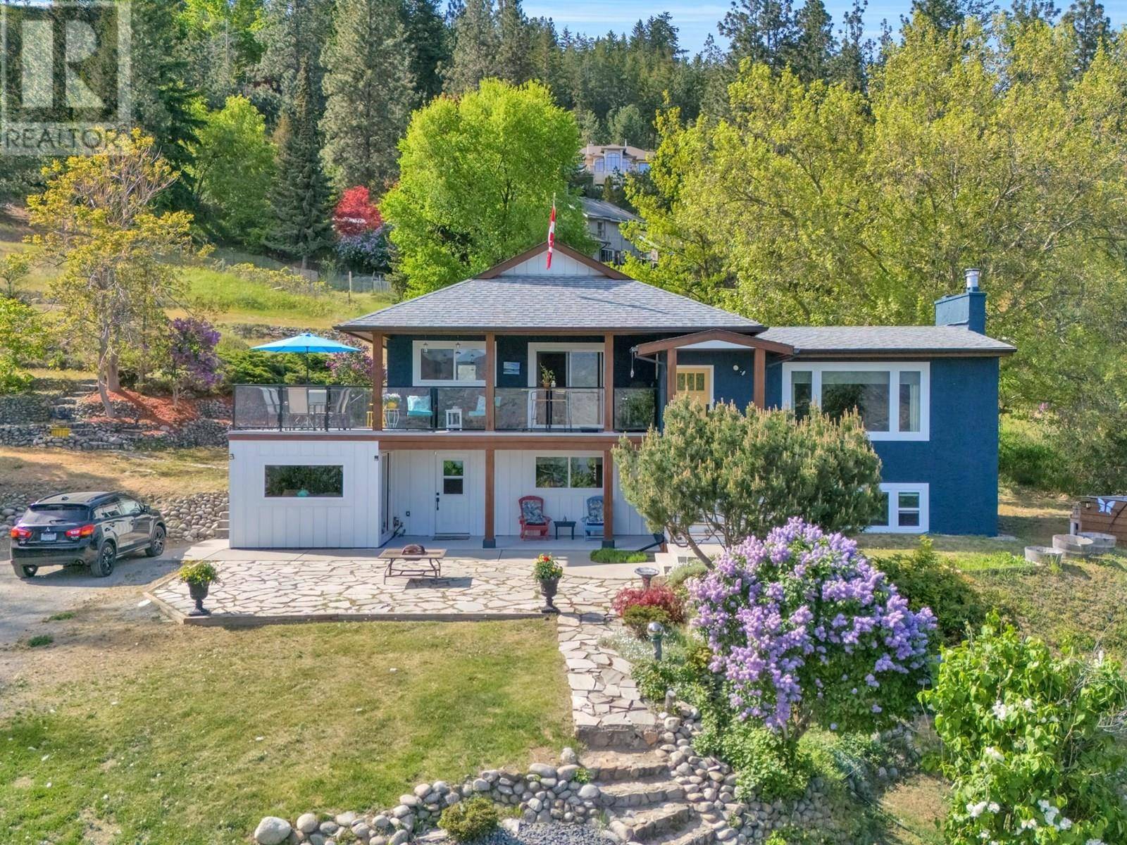 Peachland, BC V0H1X4,6090 Somerset Avenue
