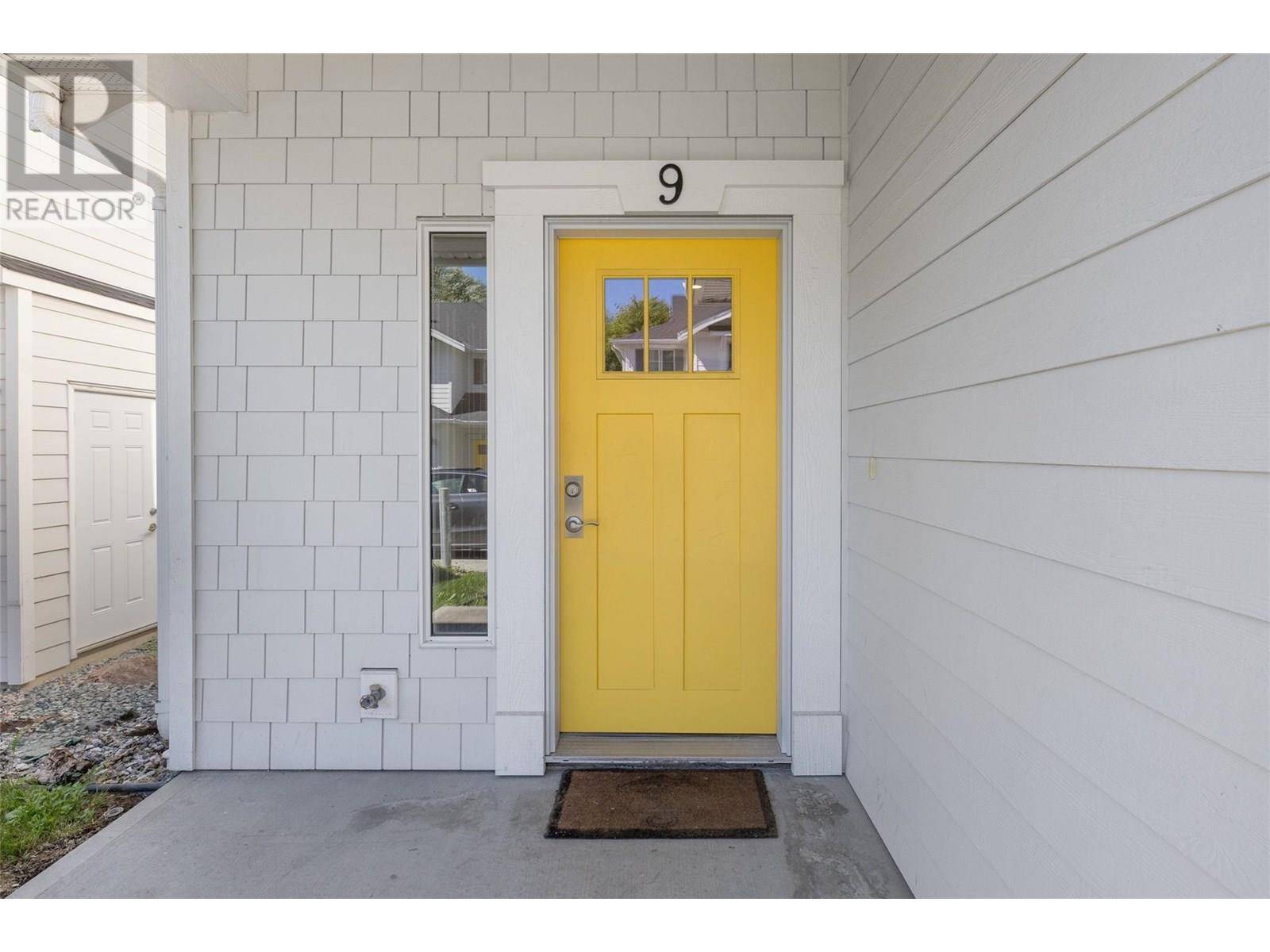 Lake Country, BC V4V2T3,10724 Bottom Wood Lake Road RD #9