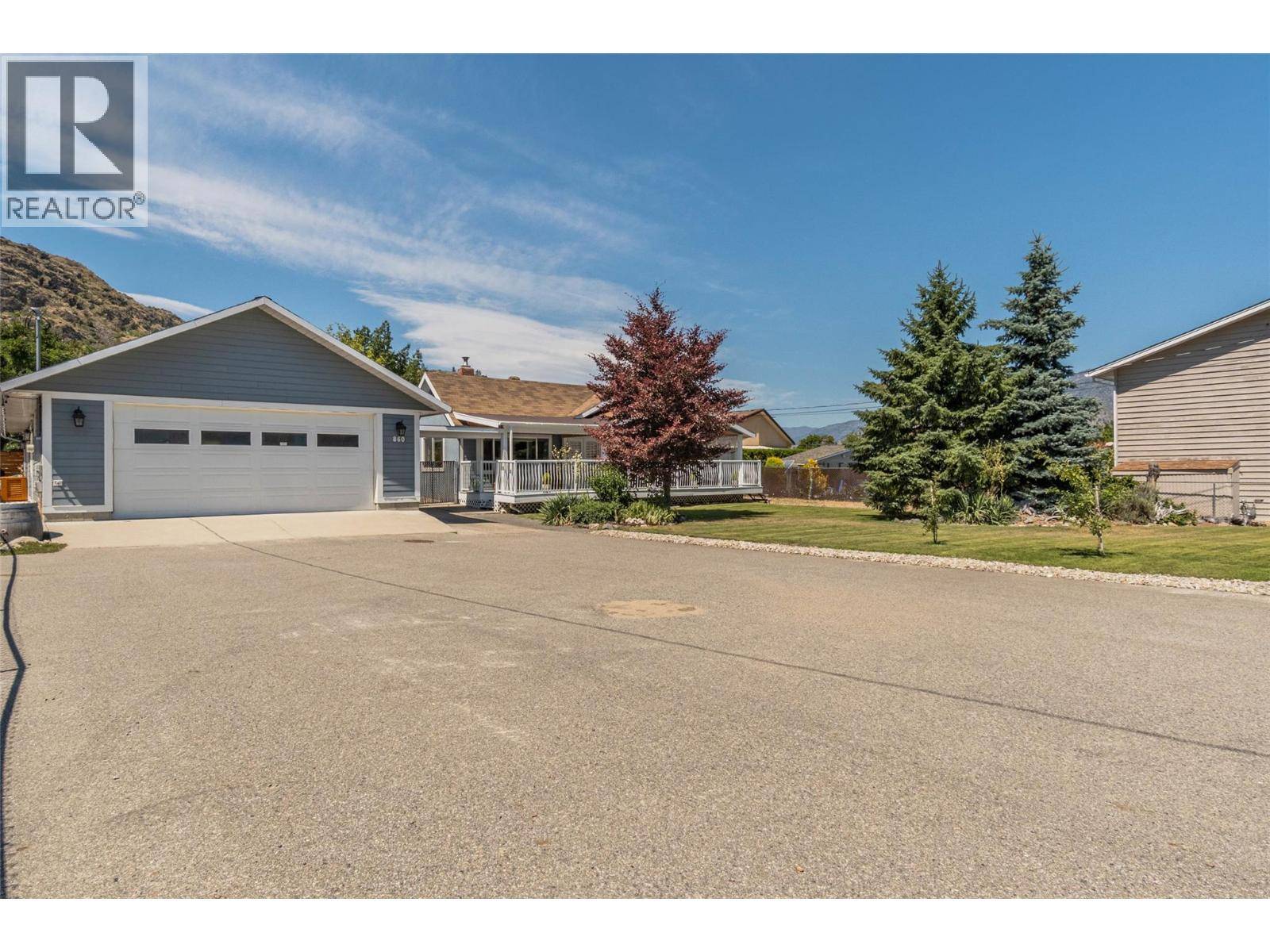 Oliver, BC V0H1T6,860 Fairview Road