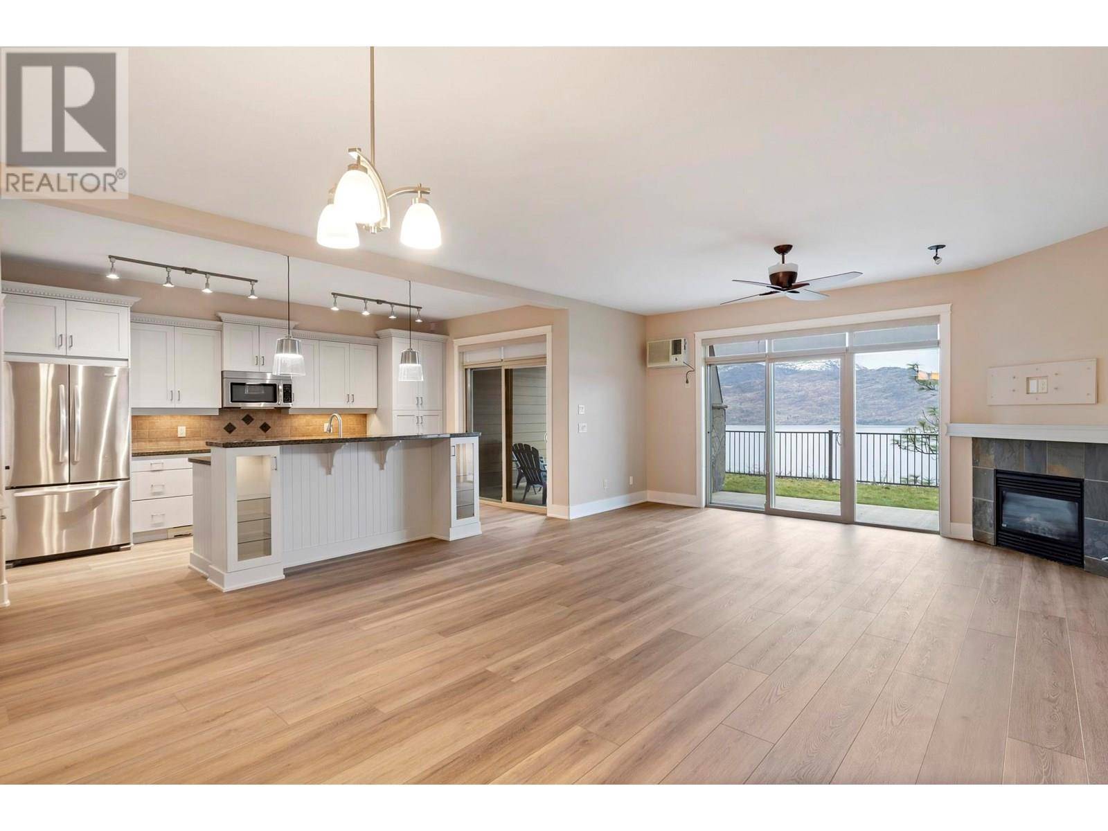 Peachland, BC V0H1X5,4350 Ponderosa DR #114
