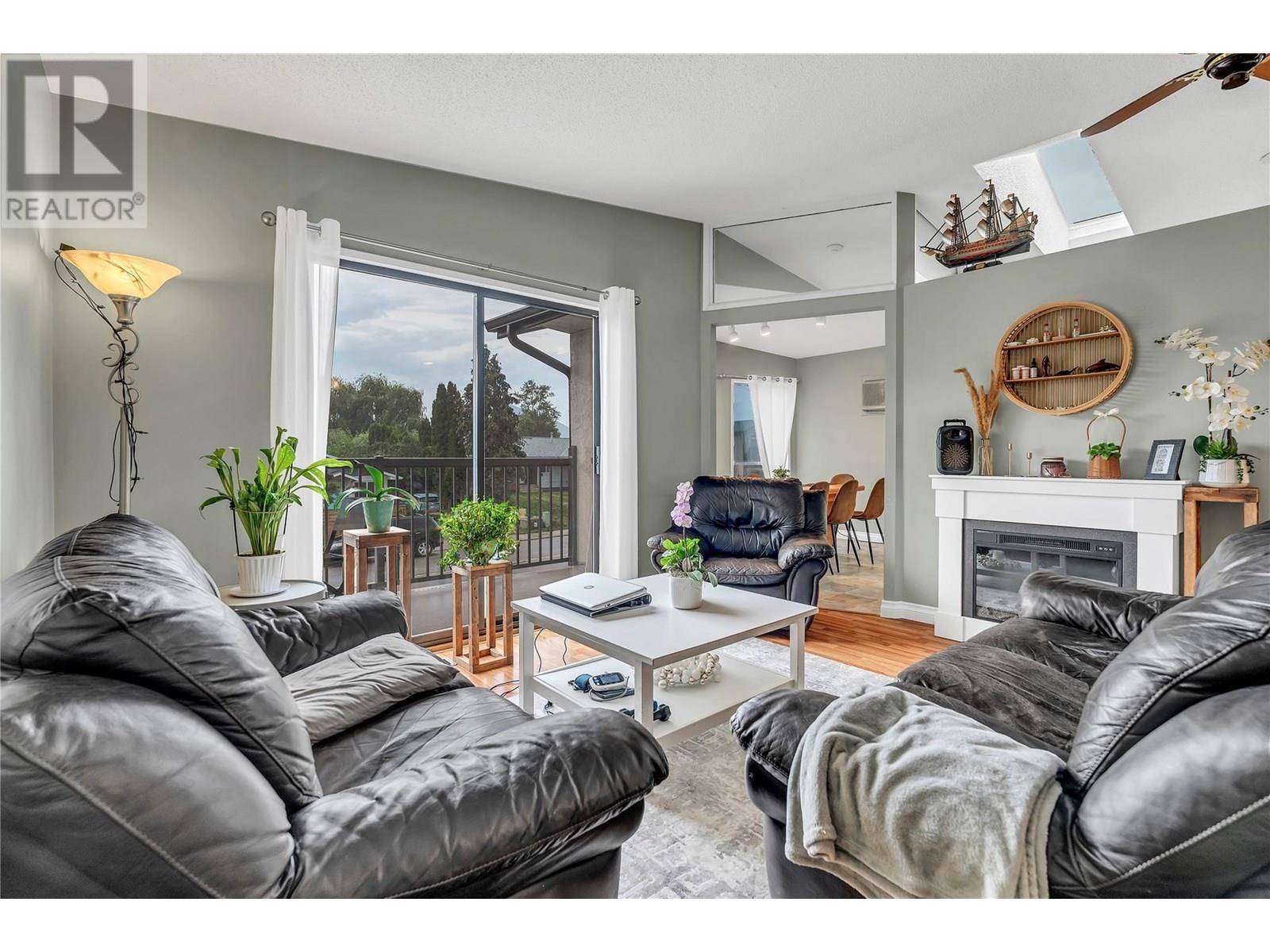 Penticton, BC V2A6R7,2494 Cornwall Drive