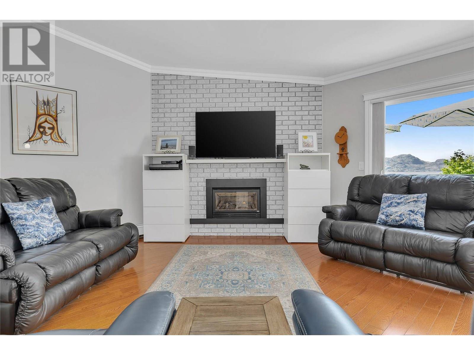 Peachland, BC V0H1X6,4340A Beach AVE #203