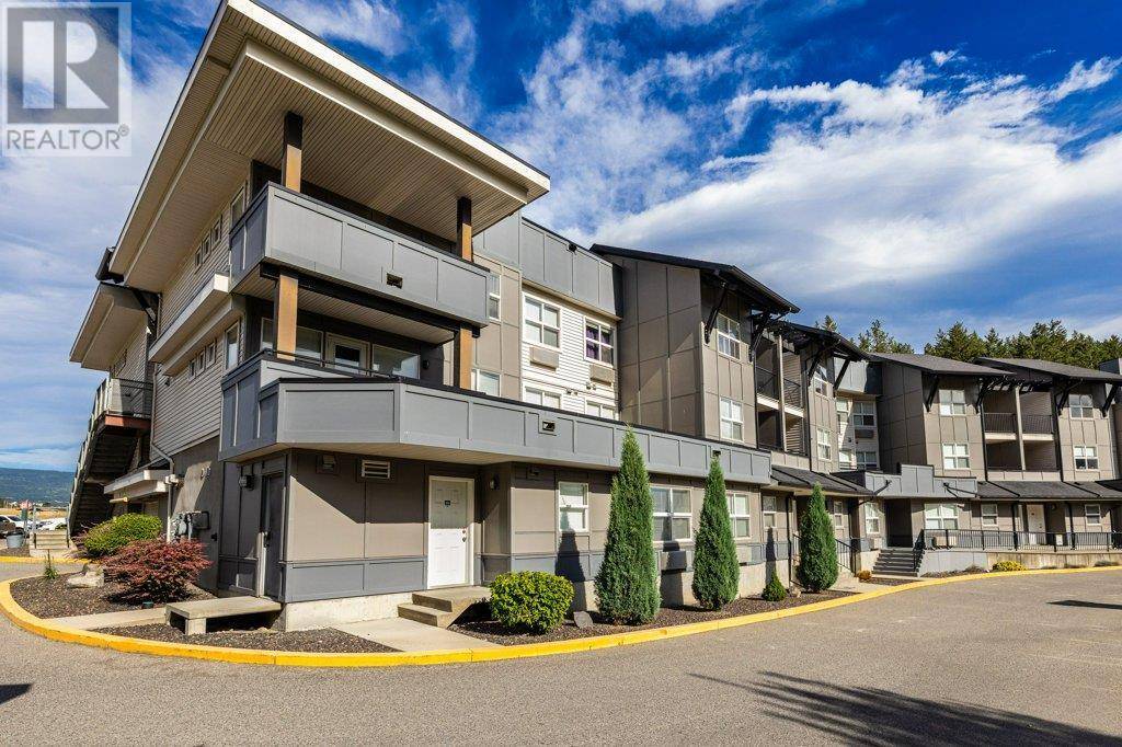 Kelowna, BC V1V2C5,1479 North Glenmore RD #211