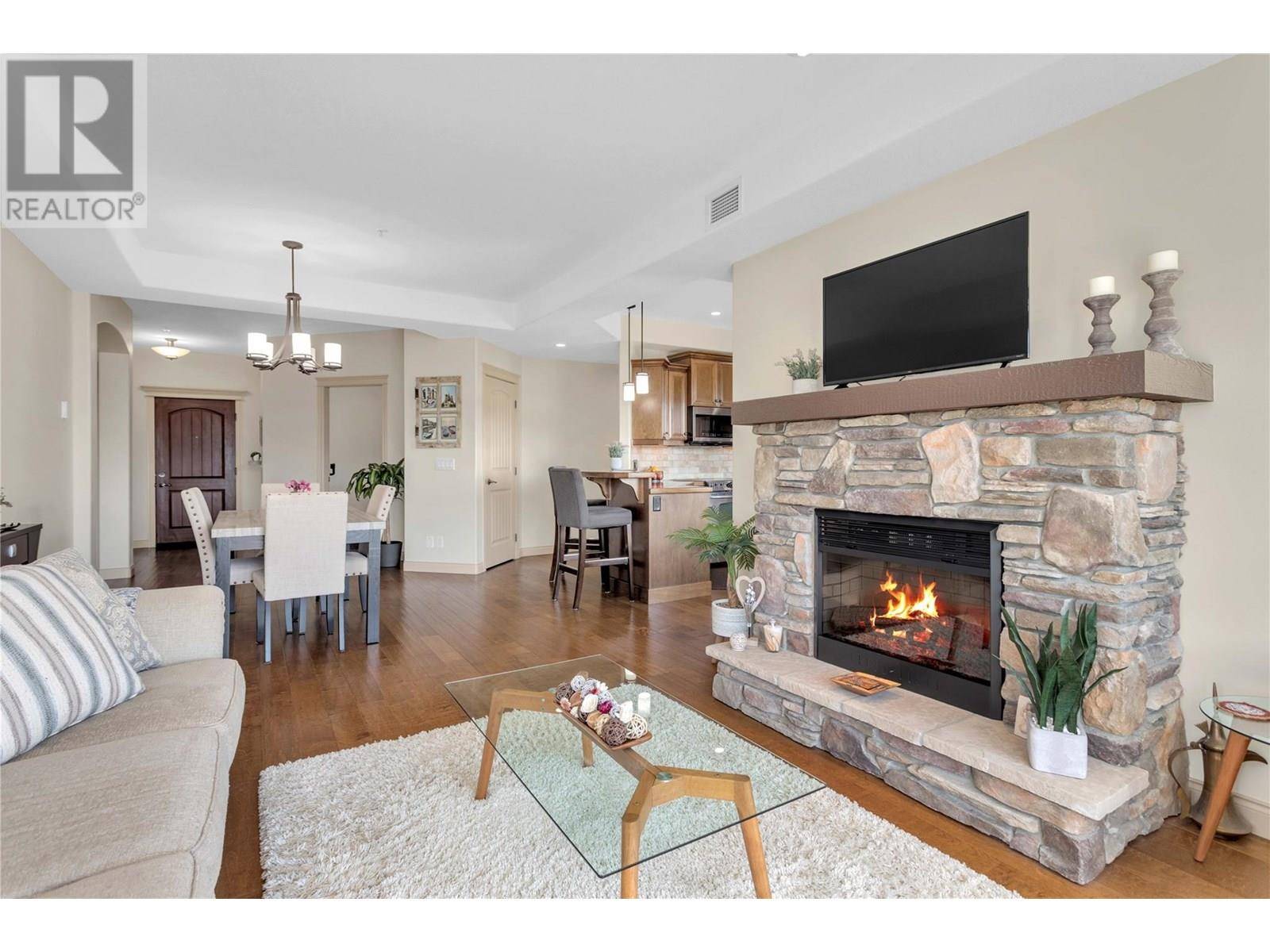 West Kelowna, BC V4T4C2,2750 Auburn RD #304