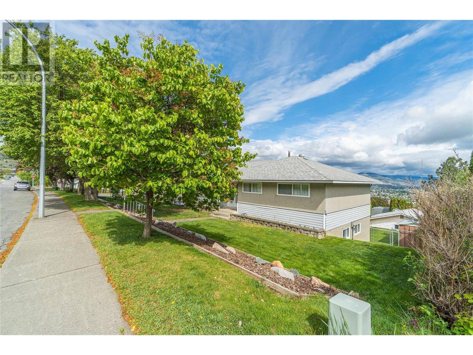 Kamloops, BC V2C1H2,514 Battle Street W