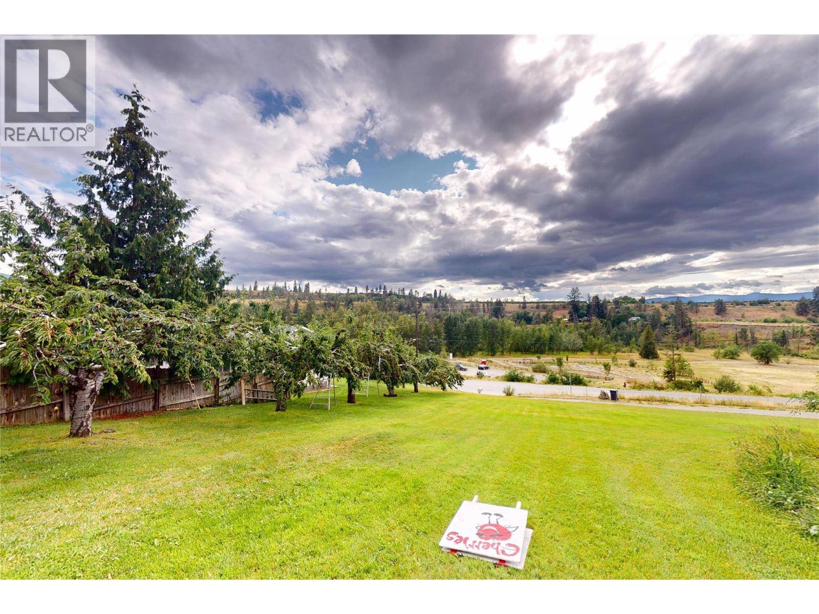 Kelowna, BC V1X4P5,1915 Hollywood Road S