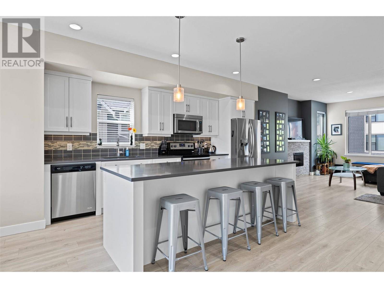 West Kelowna, BC V1T3M4,2490 TUSCANY DR #61