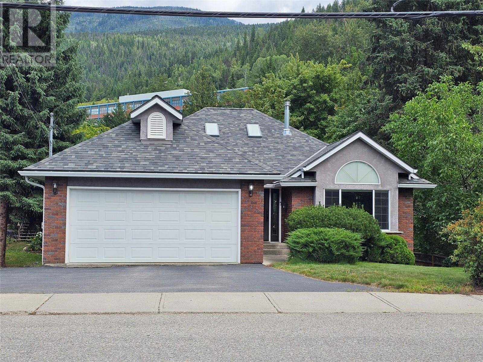 Nelson, BC V1L2W7,410 Fifth Street