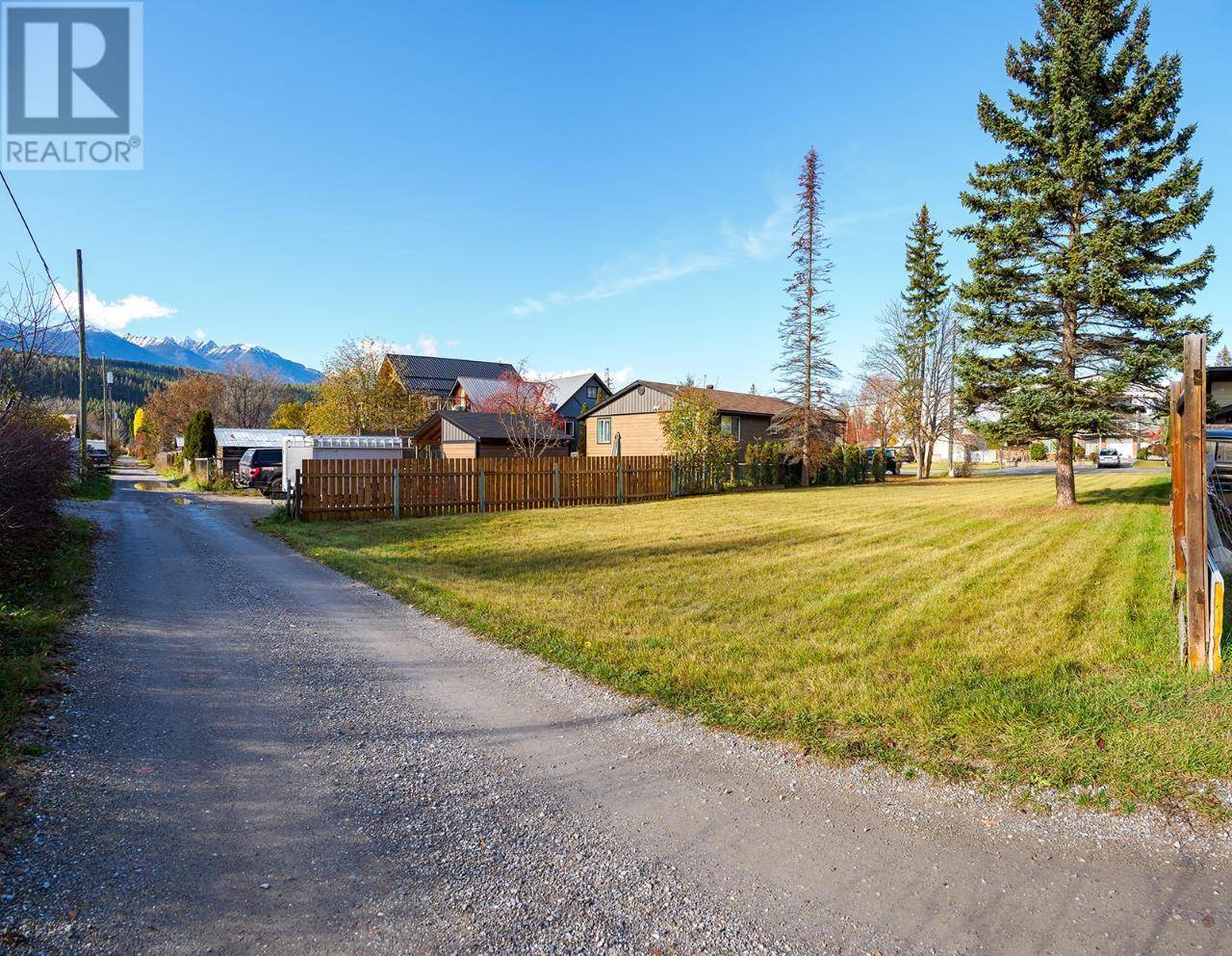 Golden, BC V0A1H0,618 8TH  S Street