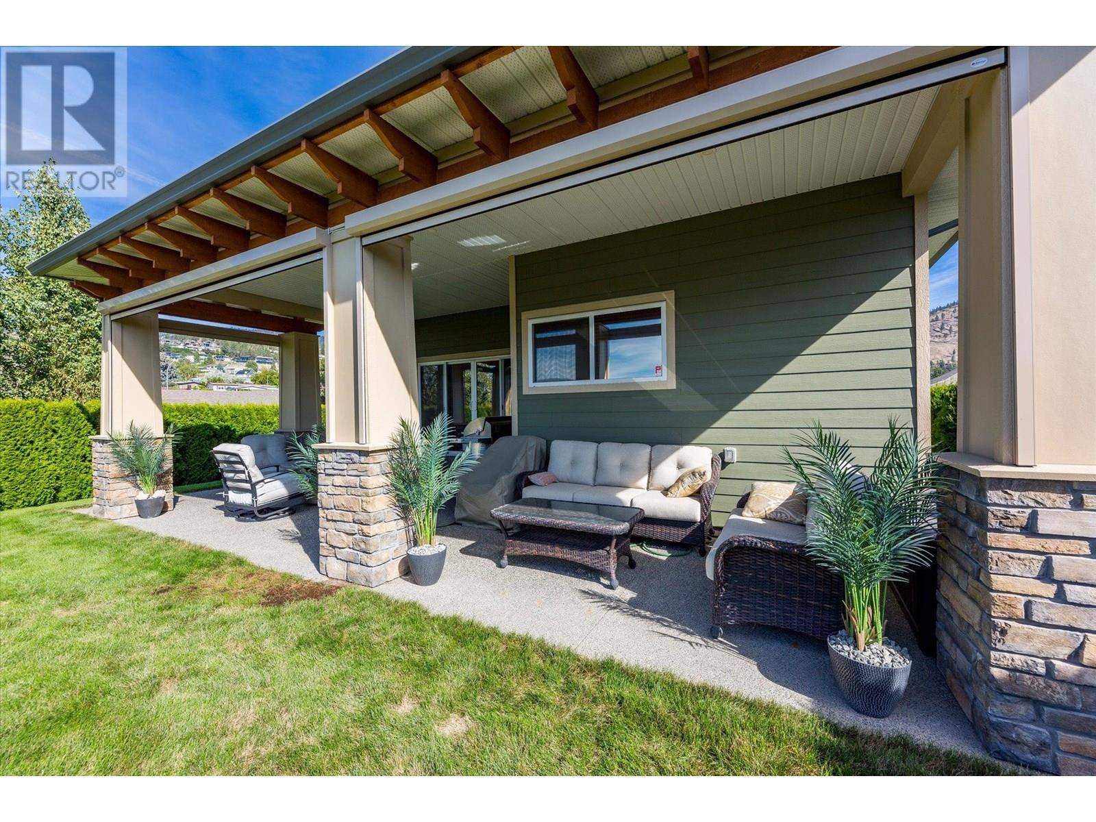 Westbank, BC V4T0A9,2009 Caroline Way