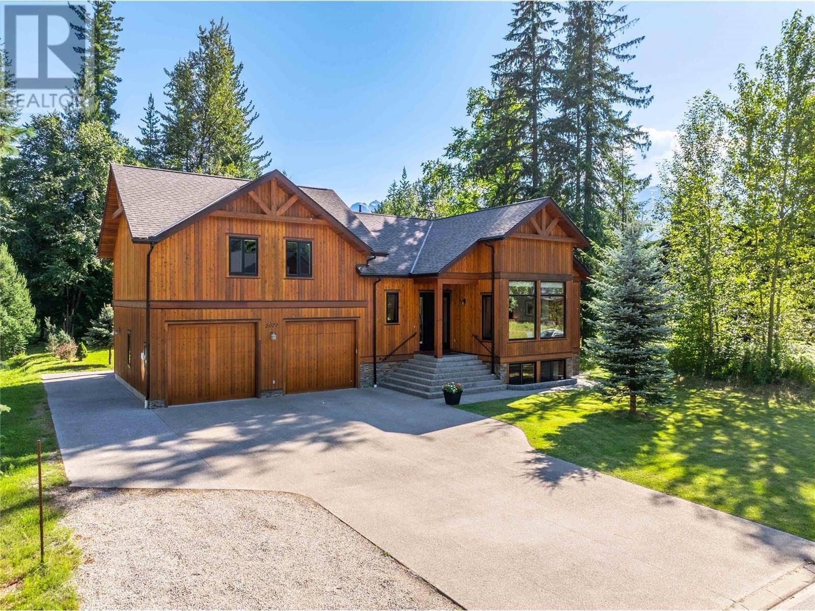 Revelstoke, BC V0E2S3,2077 Mountain Gate Road