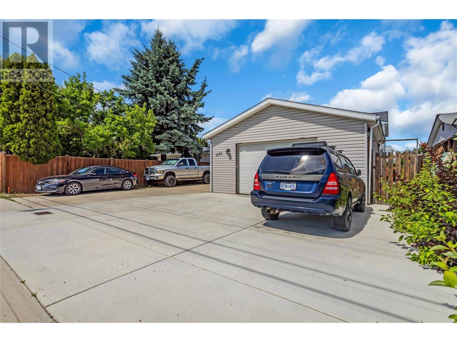 Lake Country, BC V4V1X8,3132 Woodsdale Road