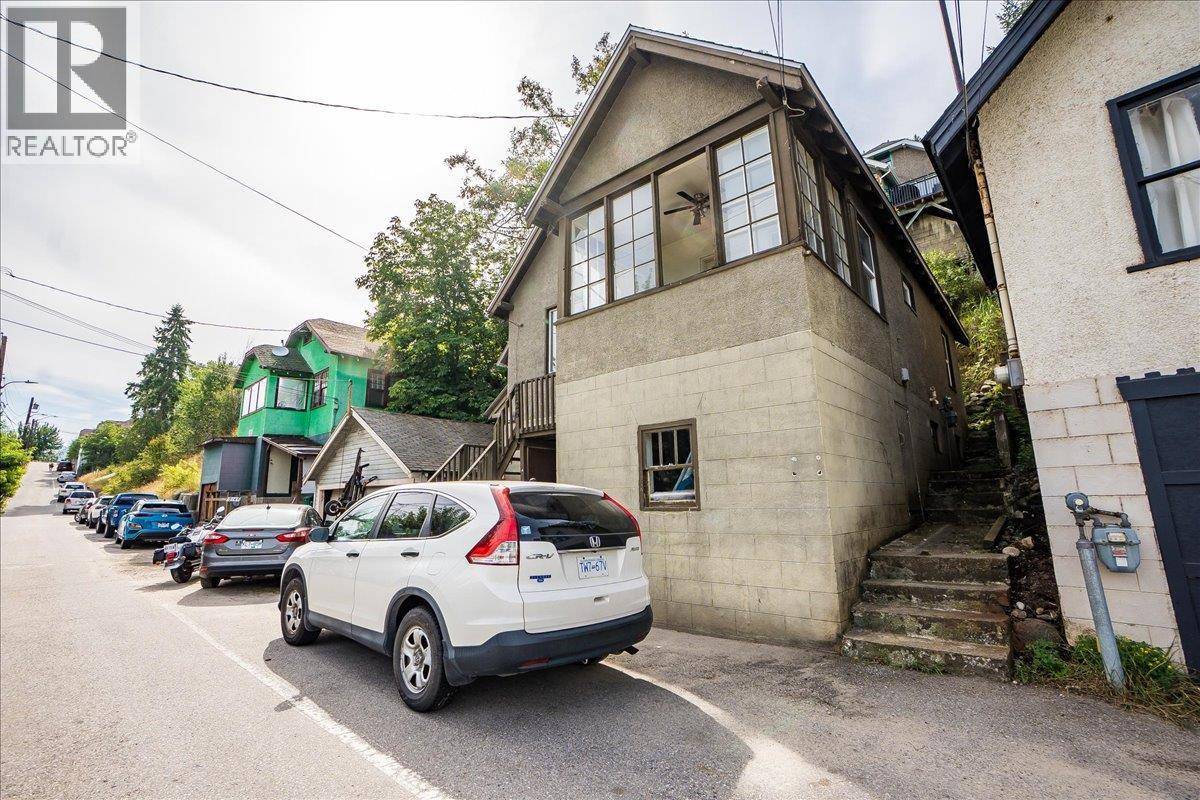 Trail, BC V1R4G5,2126 Topping Street