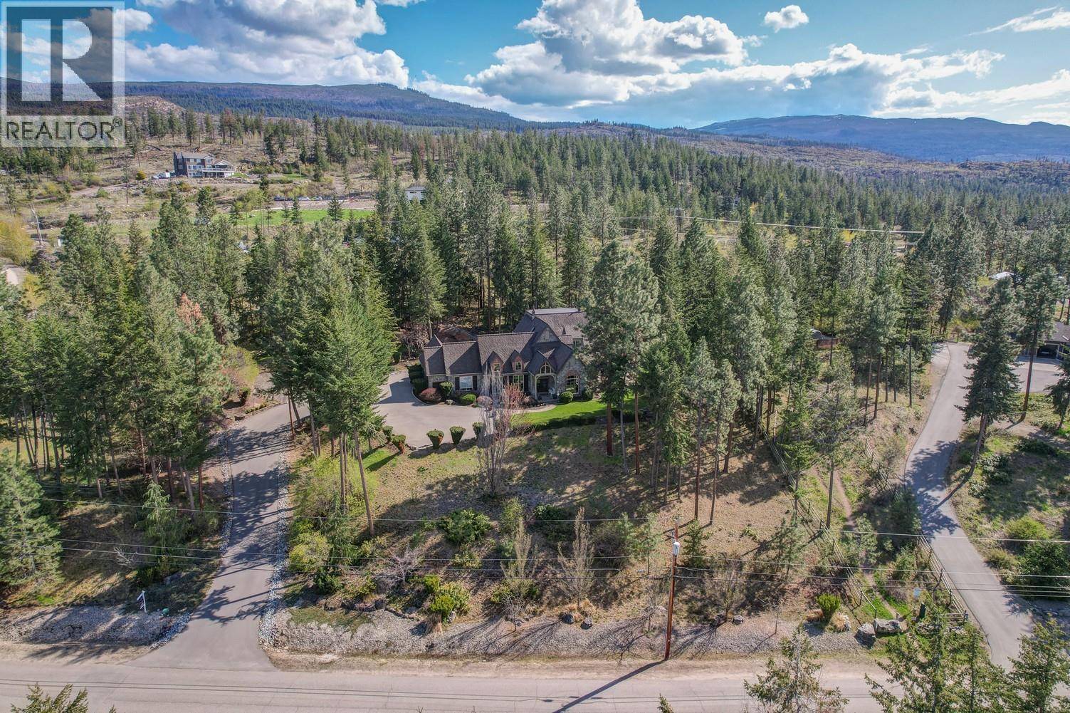 Kelowna, BC V1W4C2,2957 Harvard Road