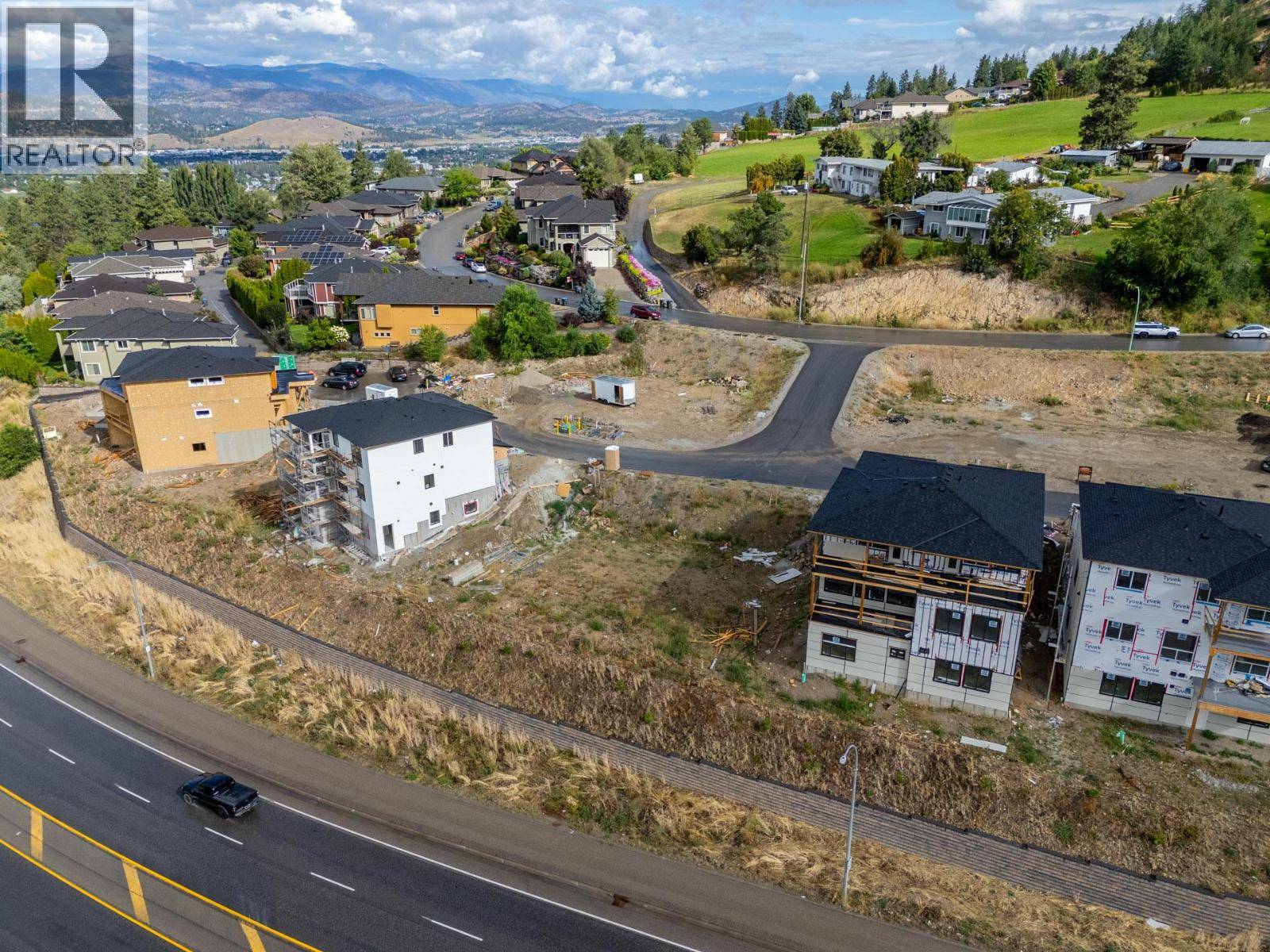 Kelowna, BC V1P1M1,1144 Hume Avenue