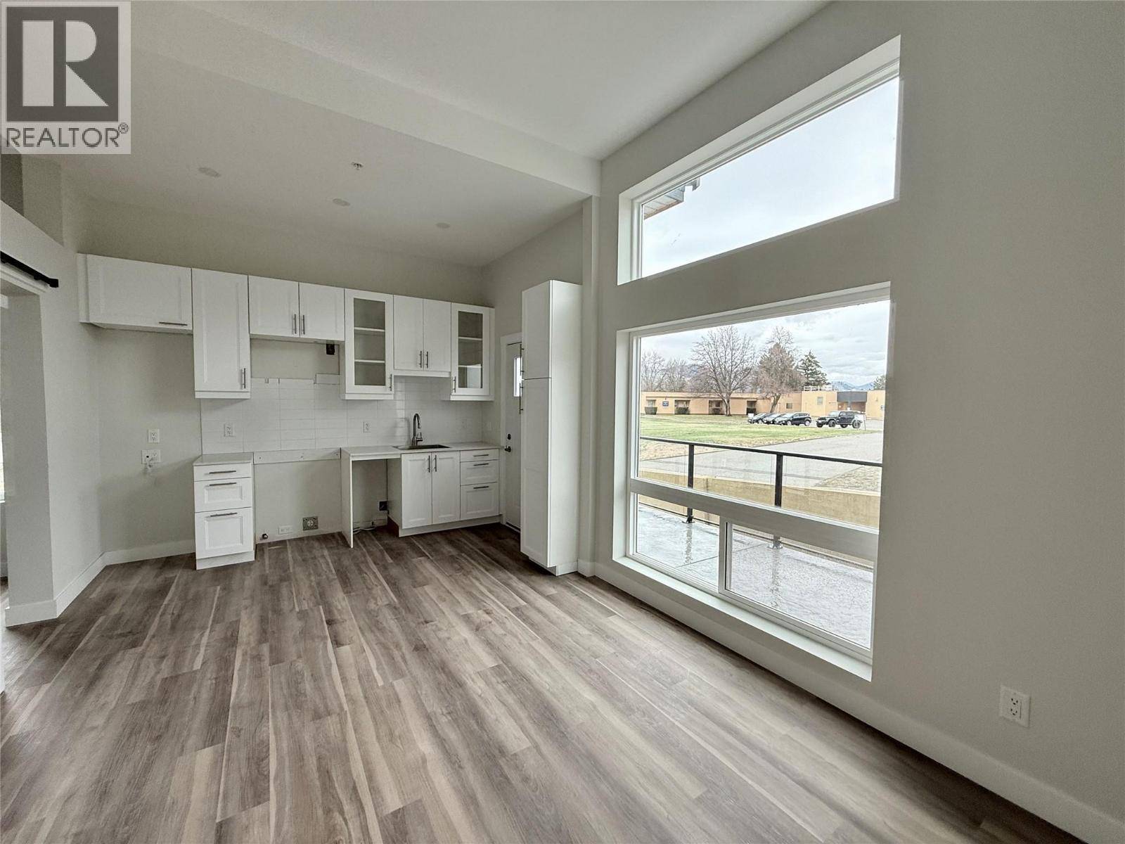 Oliver, BC V0H1T8,937 SPILLWAY RD #104