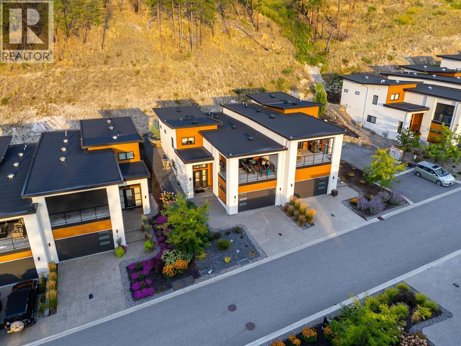 Lake Country, BC V4V0A9,10100 Tyndall RD #15