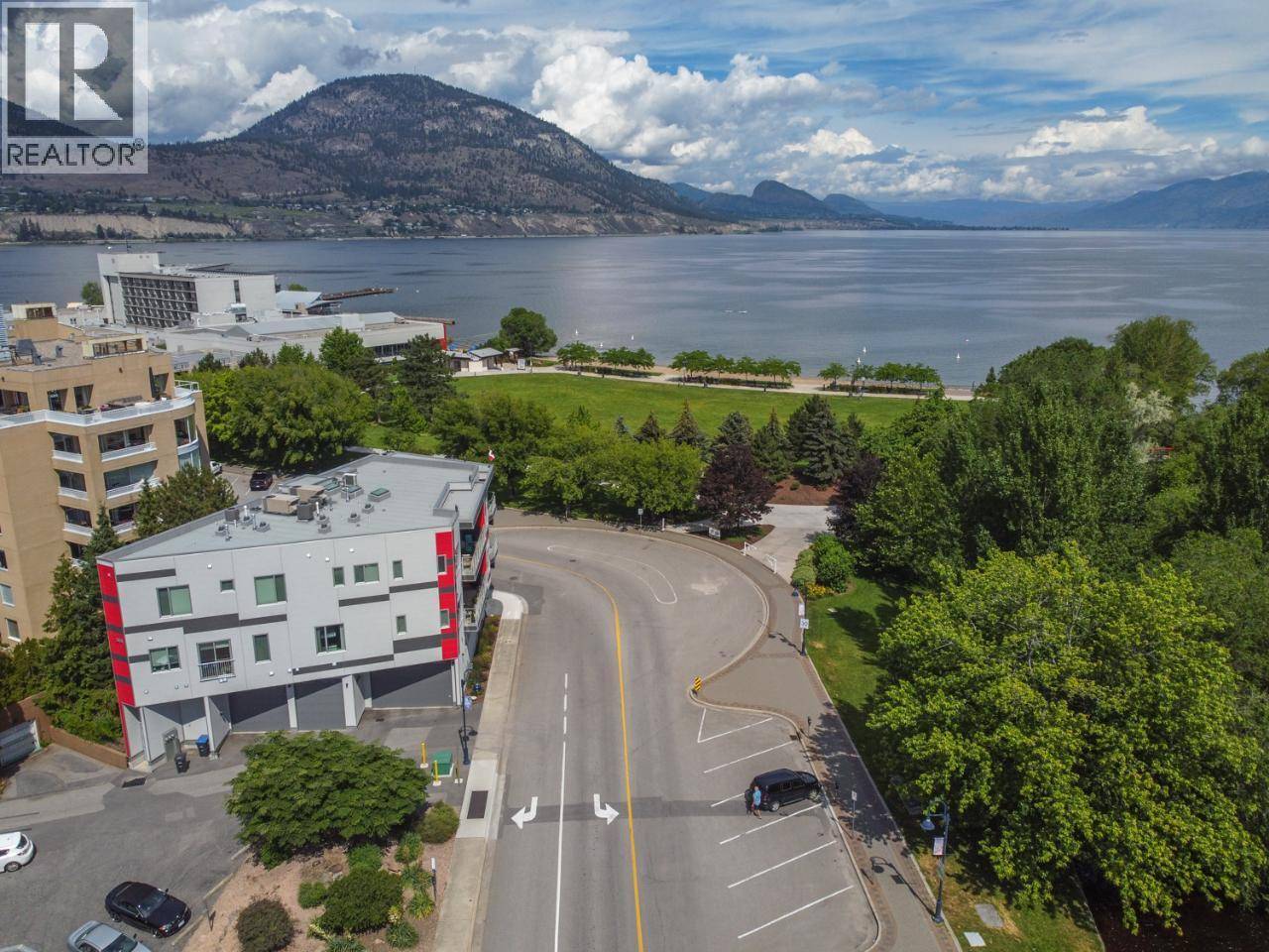 Penticton, BC V2A1B5,88 Lakeshore Drive