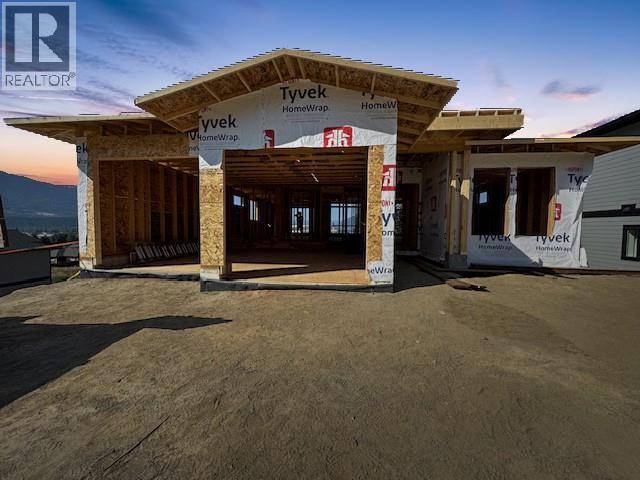 Salmon Arm, BC V1E1T9,891 25 Avenue SW