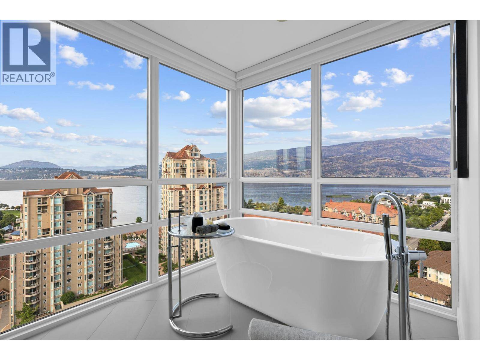 Kelowna, BC V1Y0G2,1151 Sunset DR #1701