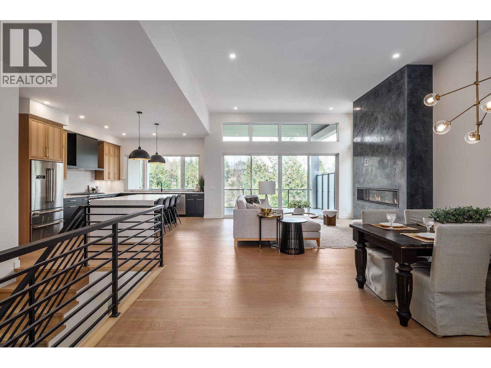 Lake Country, BC V4V0A9,10274 Beacon Hill Drive