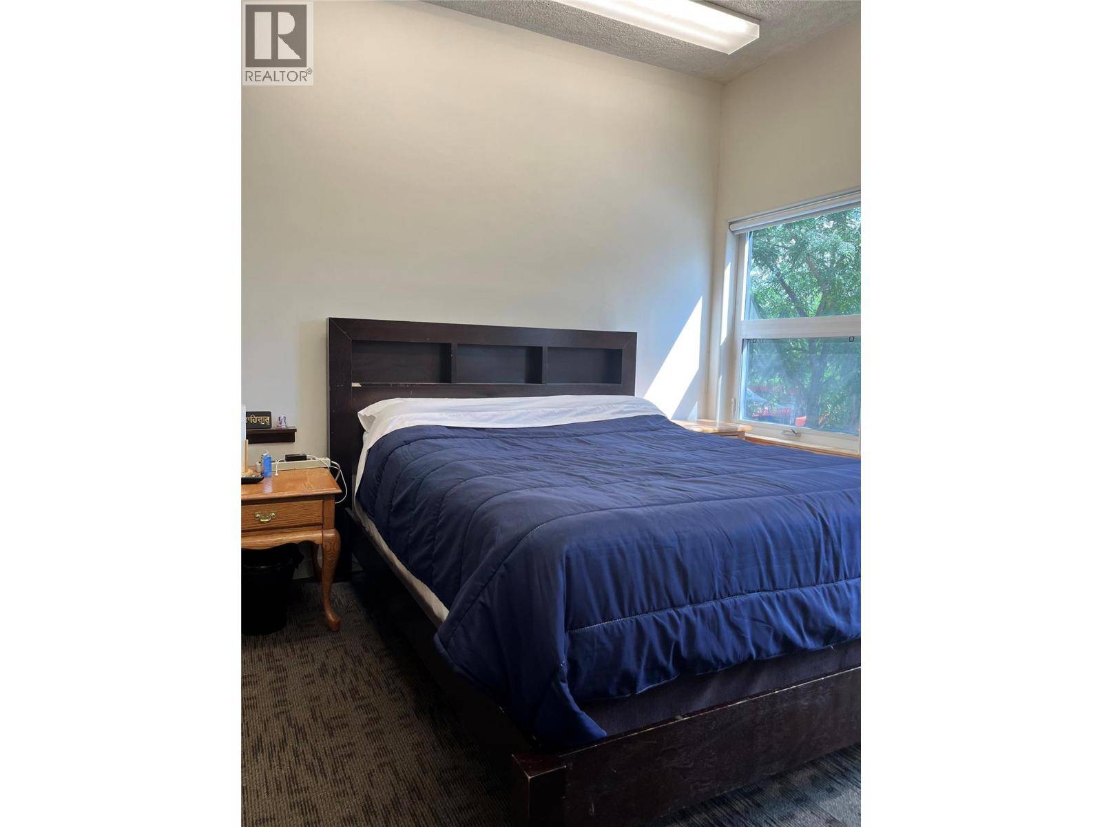 Vernon, BC V1T2C9,3315 30 Avenue