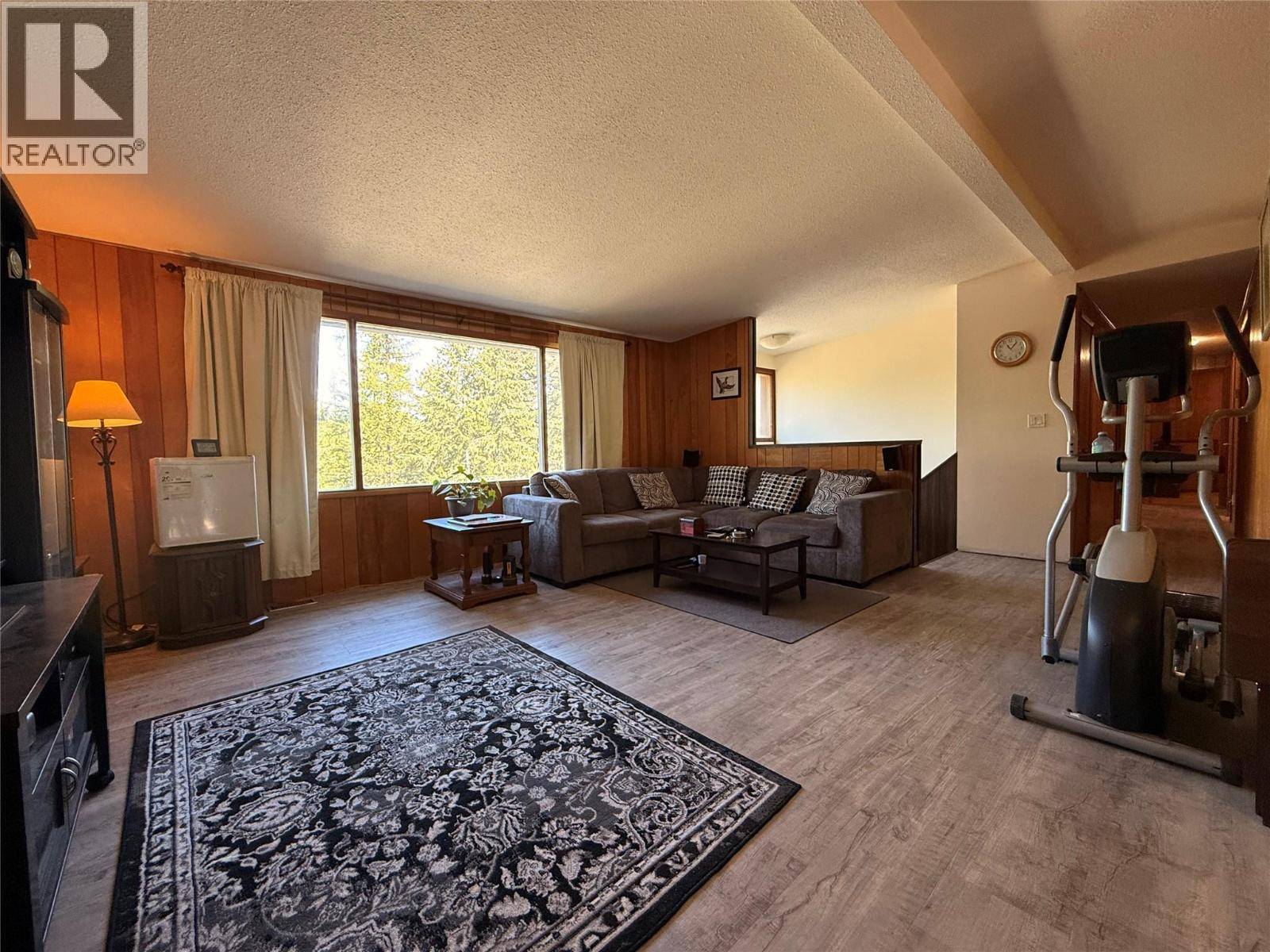Cranbrook, BC V1C5A2,785 Silver Creek Road