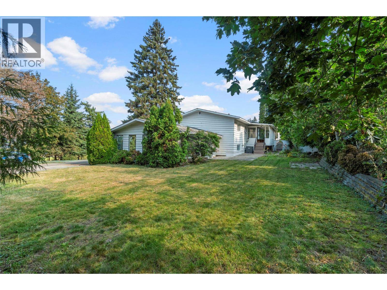 Salmon Arm, BC V1E2V7,1160 Lakeshore Road NE