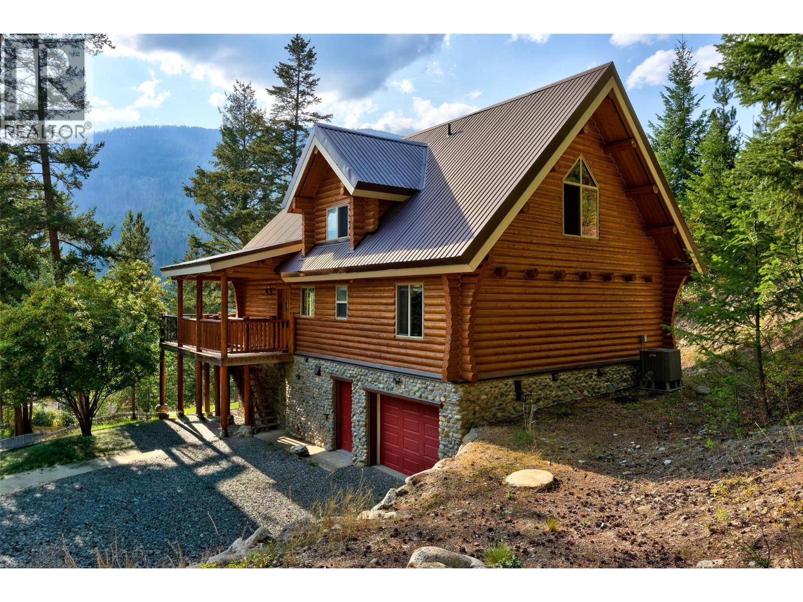 Kamloops, BC V0E5N0,7360 CAHILTY Crescent