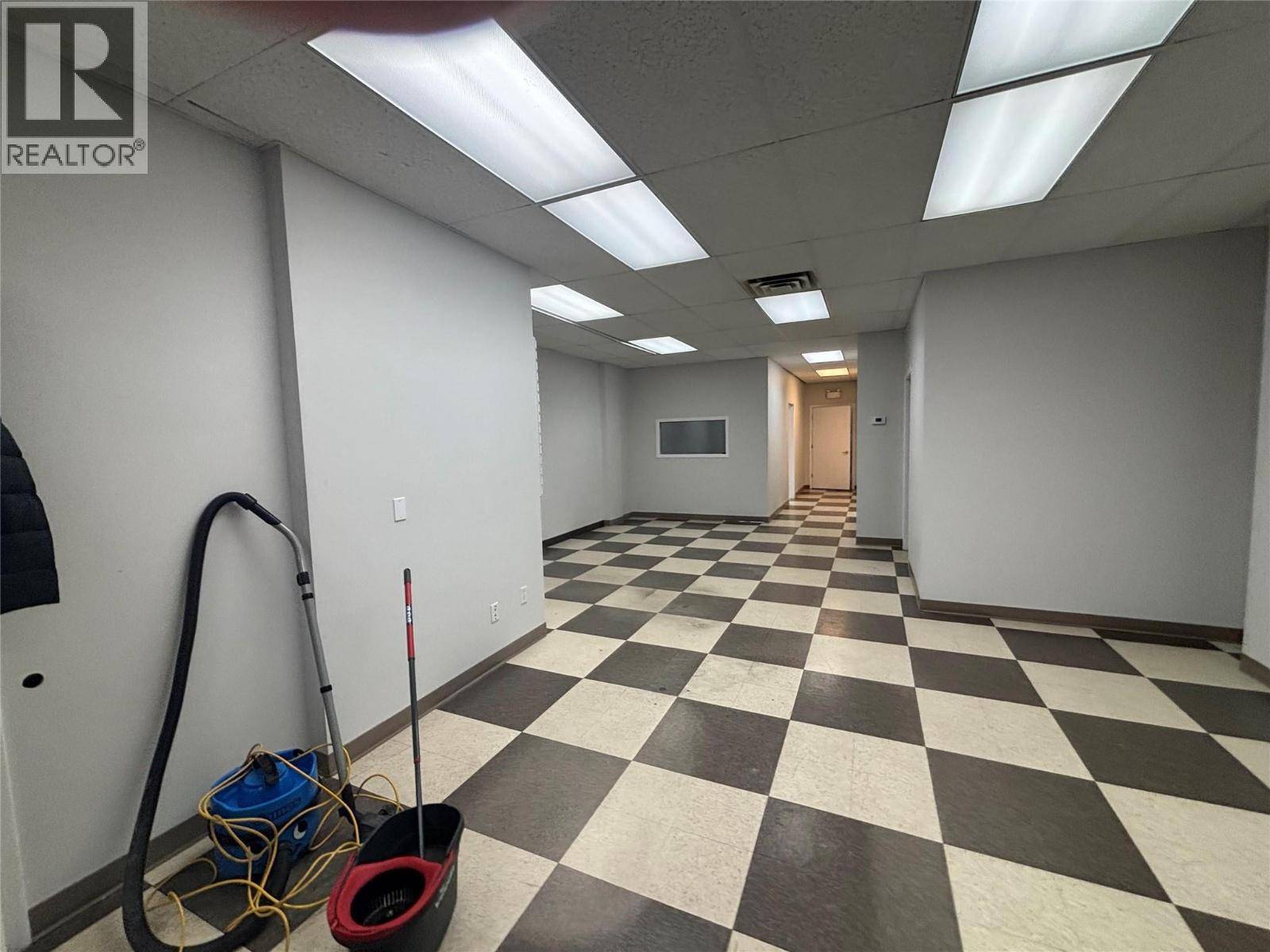 Kelowna, BC V1Y9G6,1715 Dickson AVE #140