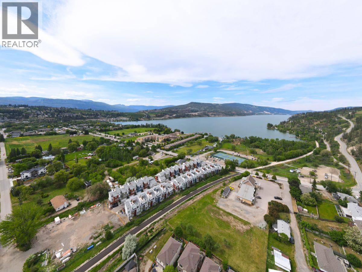 Lake Country, BC V4V1X2,11392 Lodge RD #13