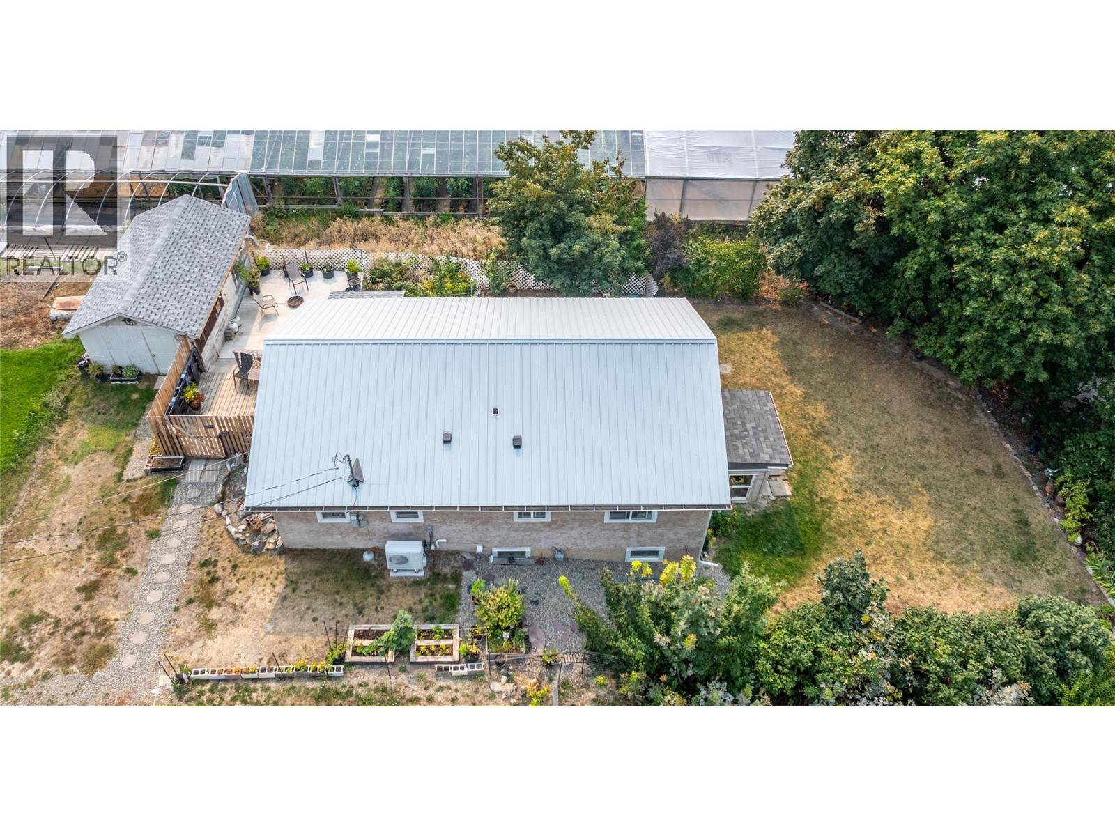 Creston, BC V0B1G3,1215 Erickson Road