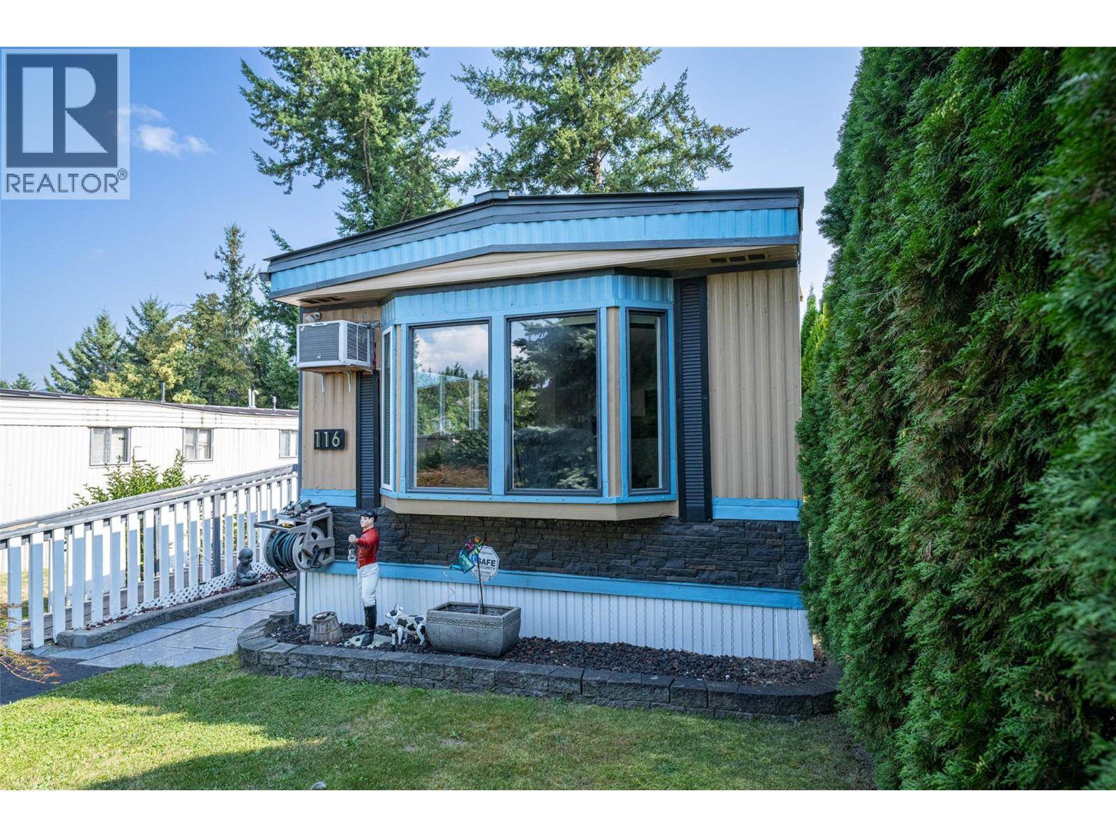 Salmon Arm, BC V1E4N9,3350 10 AVE Northeast #116
