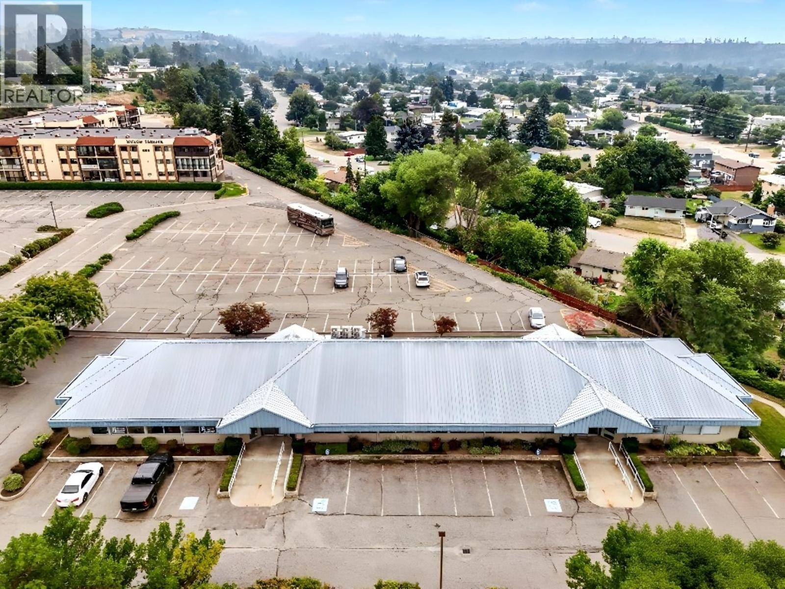 Kelowna, BC V1X1Y2,519 33 HWY West #102