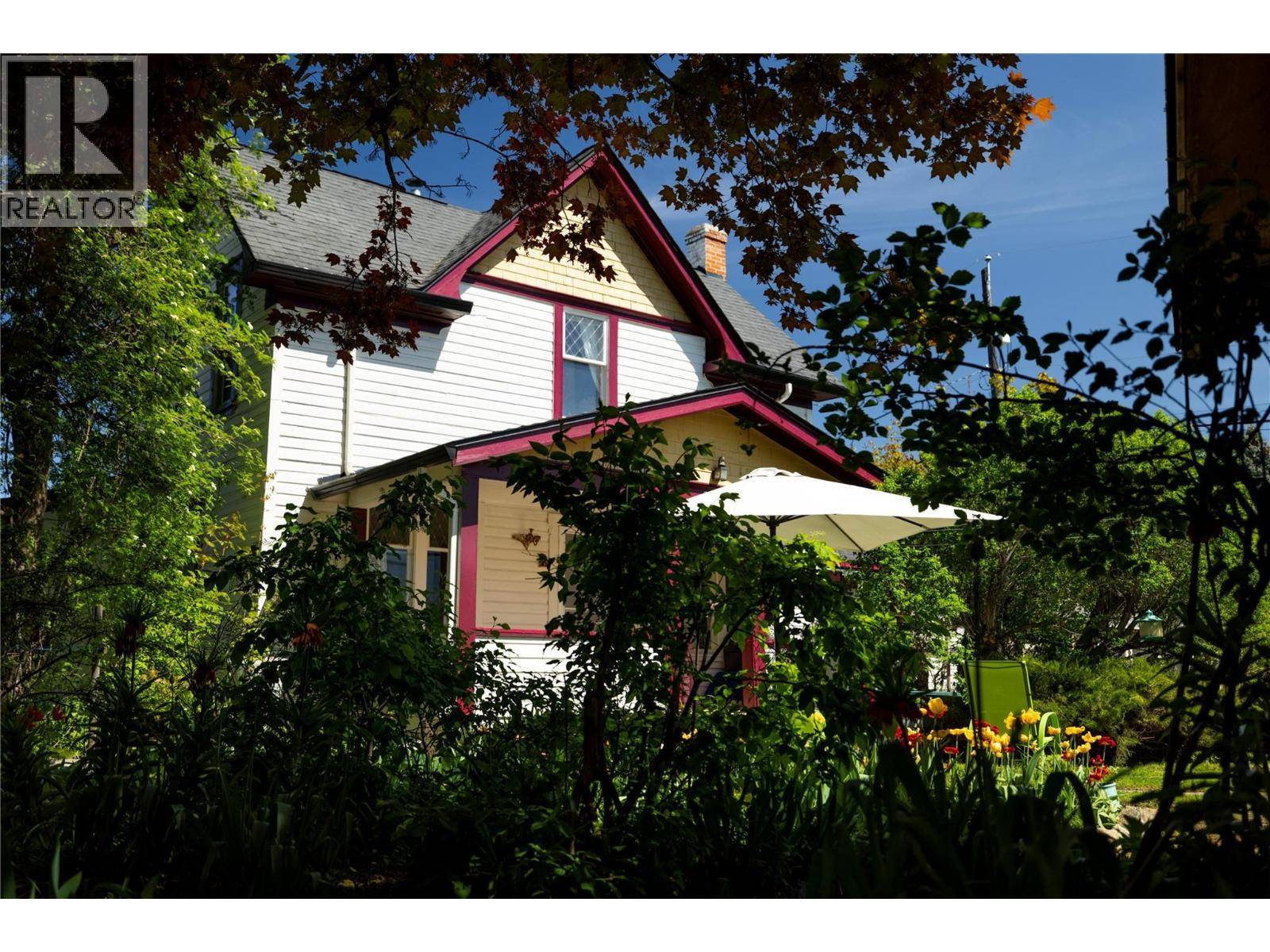 Armstrong, BC V0E1B4,3720 Wood Avenue