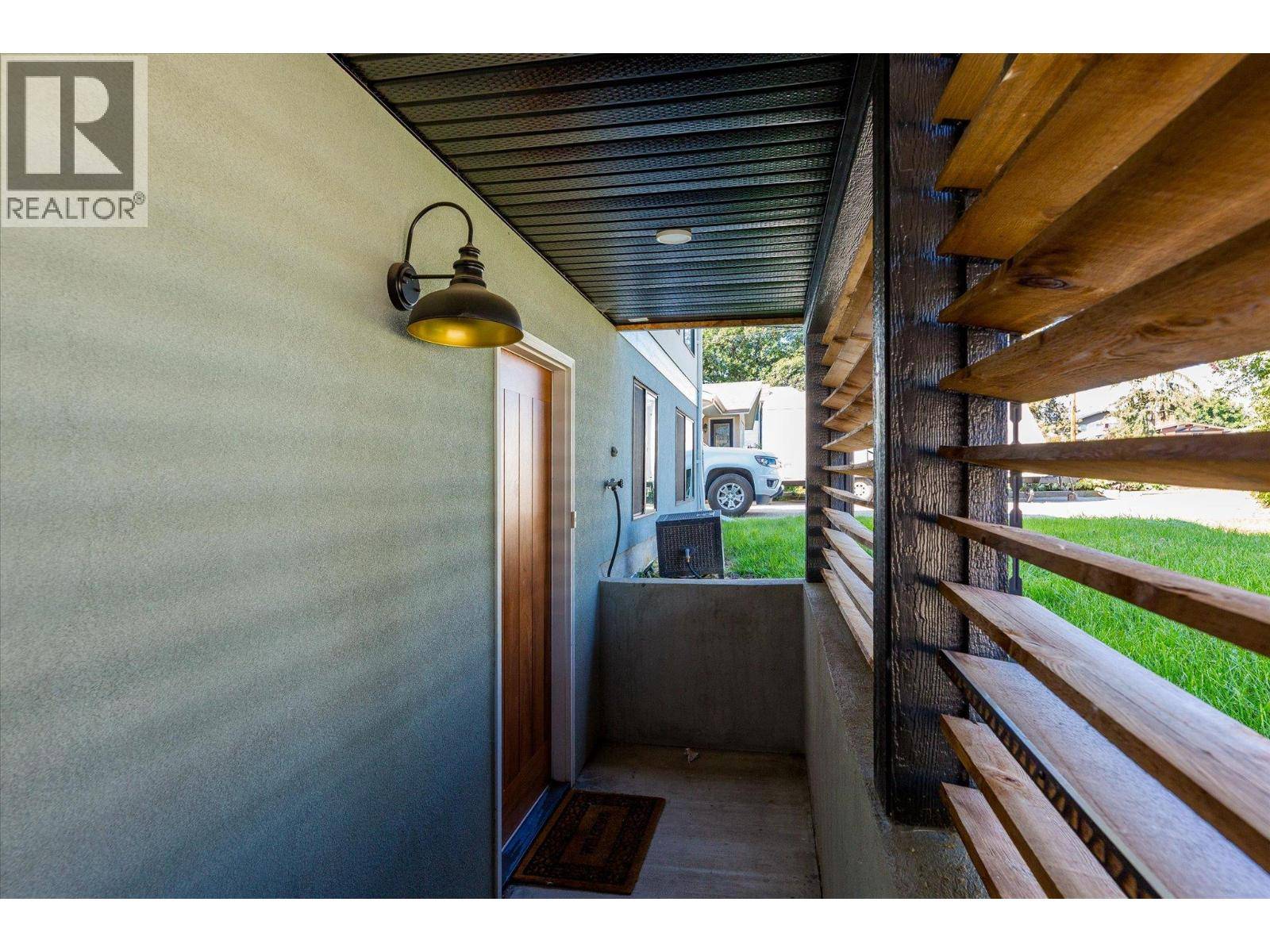 Kelowna, BC V1X3A8,875 Belgo Road