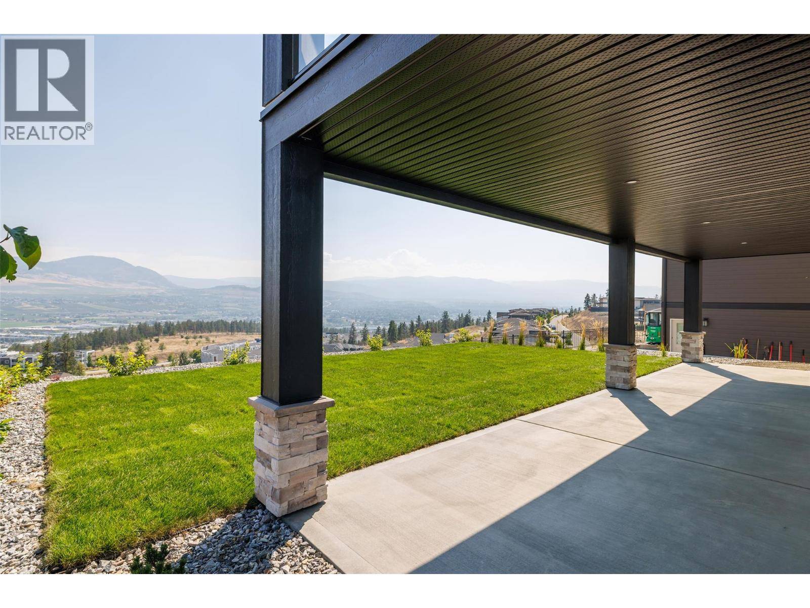 Kelowna, BC V1V0A8,789 Carleton Street
