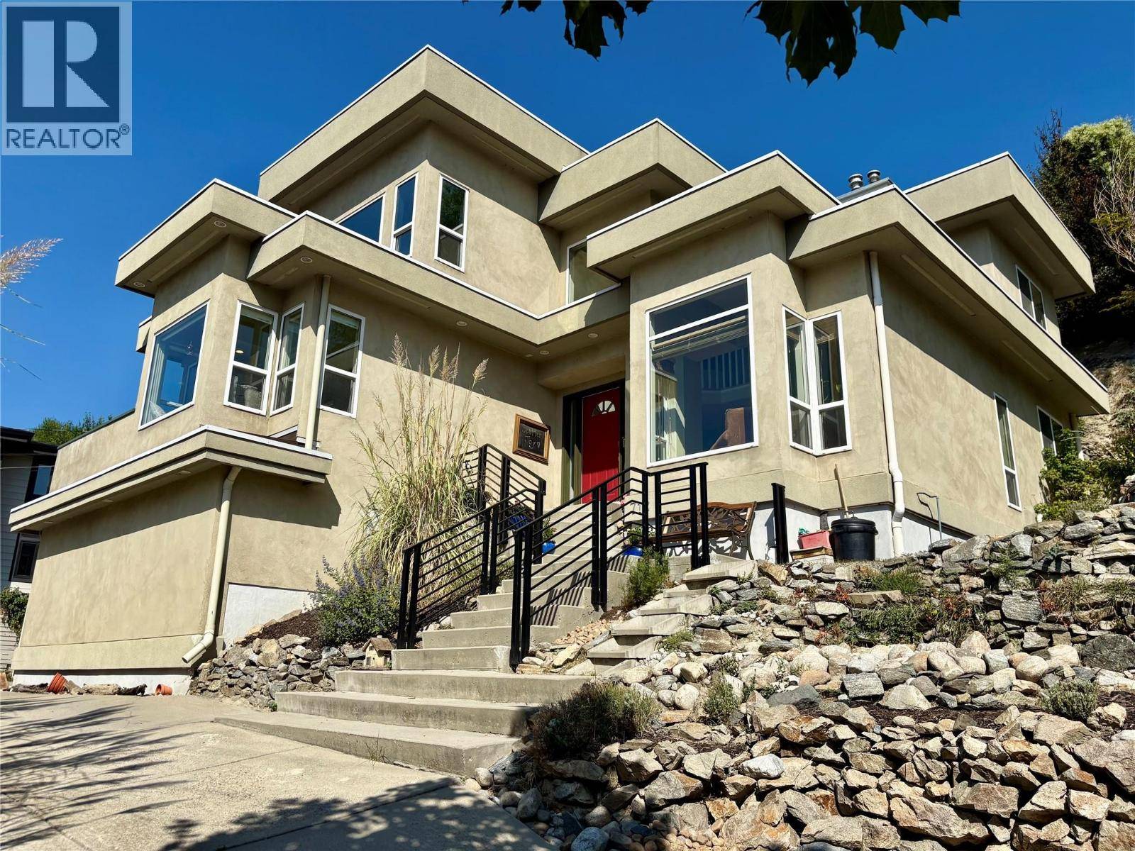 Penticton, BC V2A2C4,712 Creekside Road