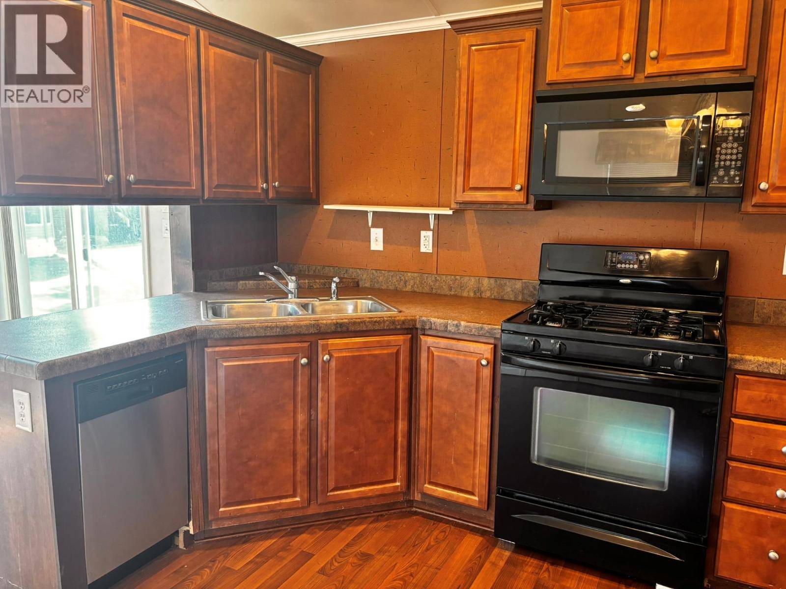 Scotch Creek, BC V0E1M5,3980 Squilax-Anglemont RD #291