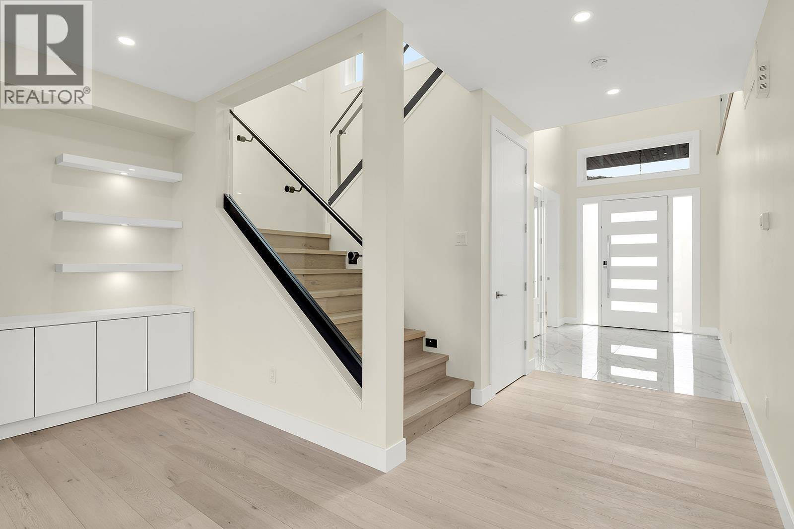 Kelowna, BC V1W5N9,1787 Fawn Run Drive