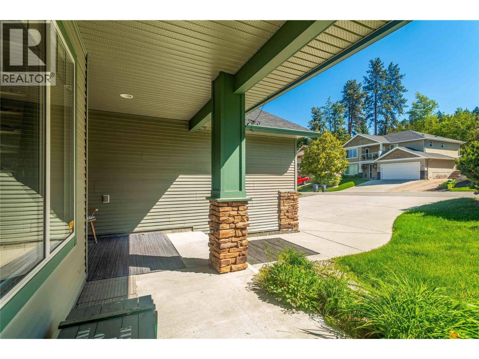 Lake Country, BC V4V2N6,10476 Teresa Road