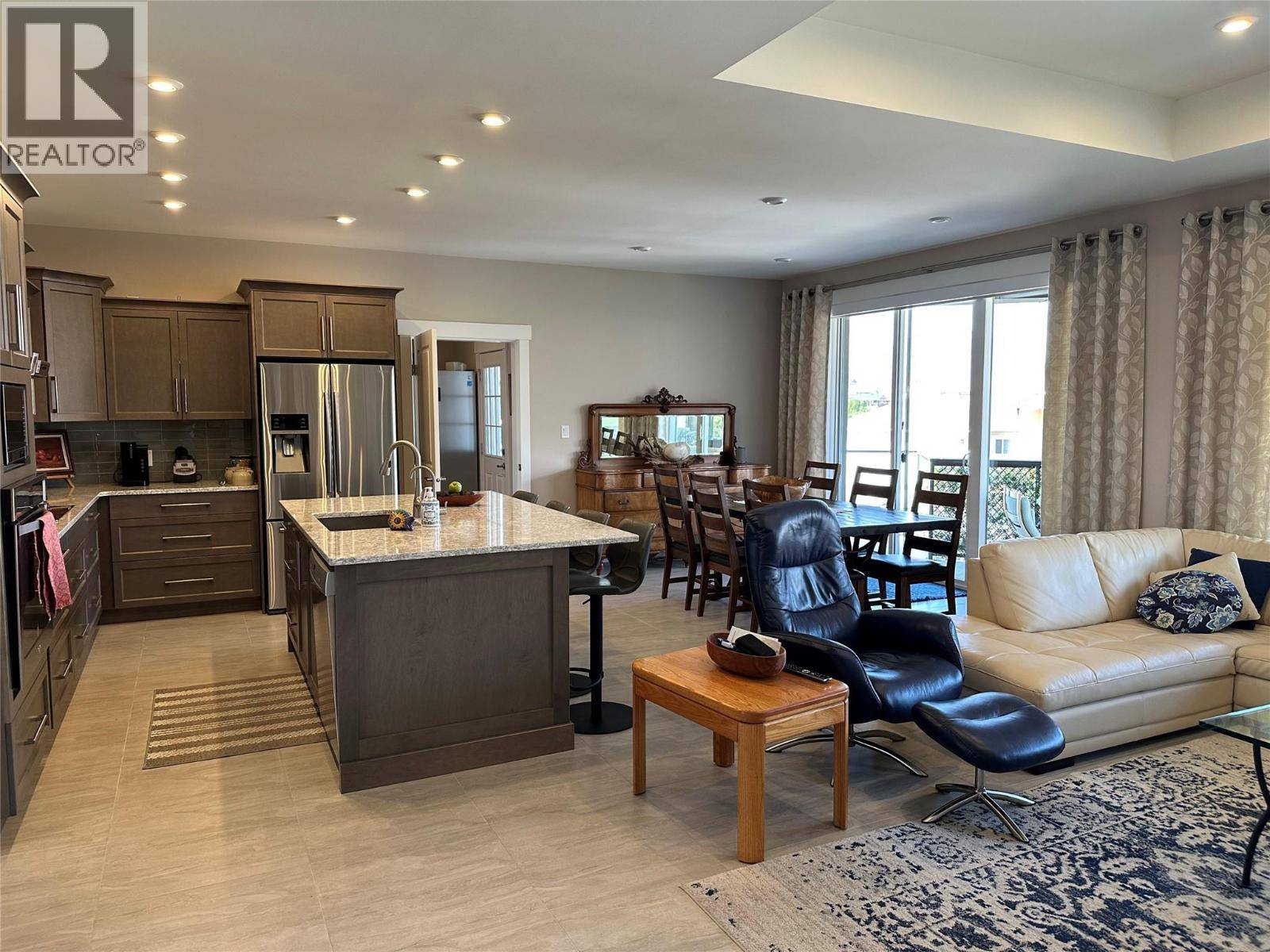 Oliver, BC V0H1T4,440 MERLOT Avenue