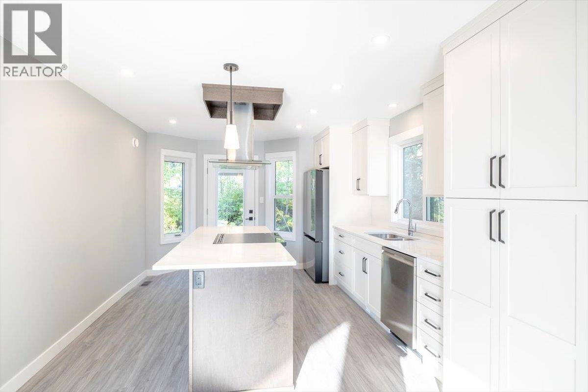 Fernie, BC V0B1M5,3 Alpine Trail Place