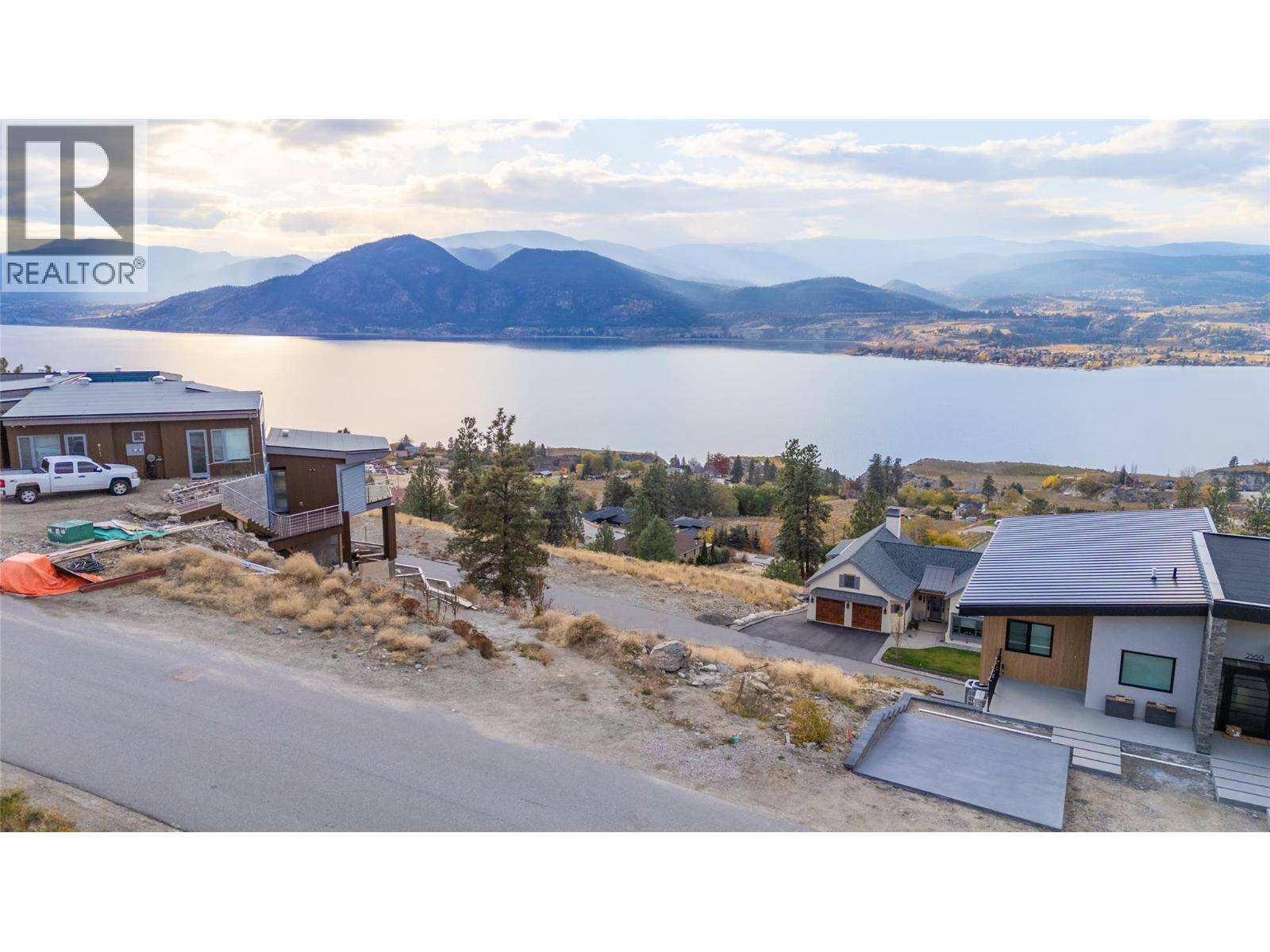 Naramata, BC V0H1N1,2557 KETTLE RIDGE Way