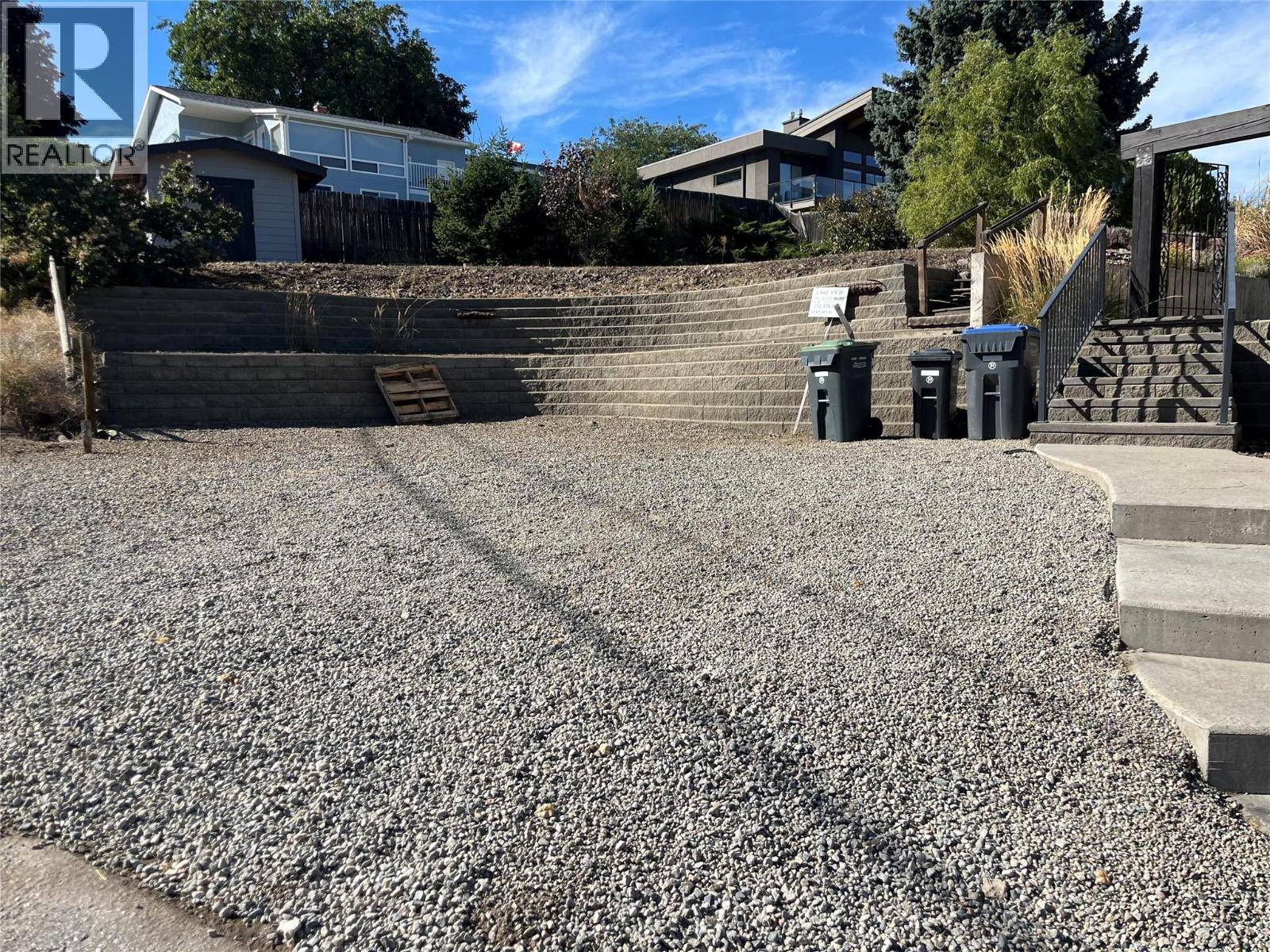 Summerland, BC V0H1Z2,5493 SOLLY Road